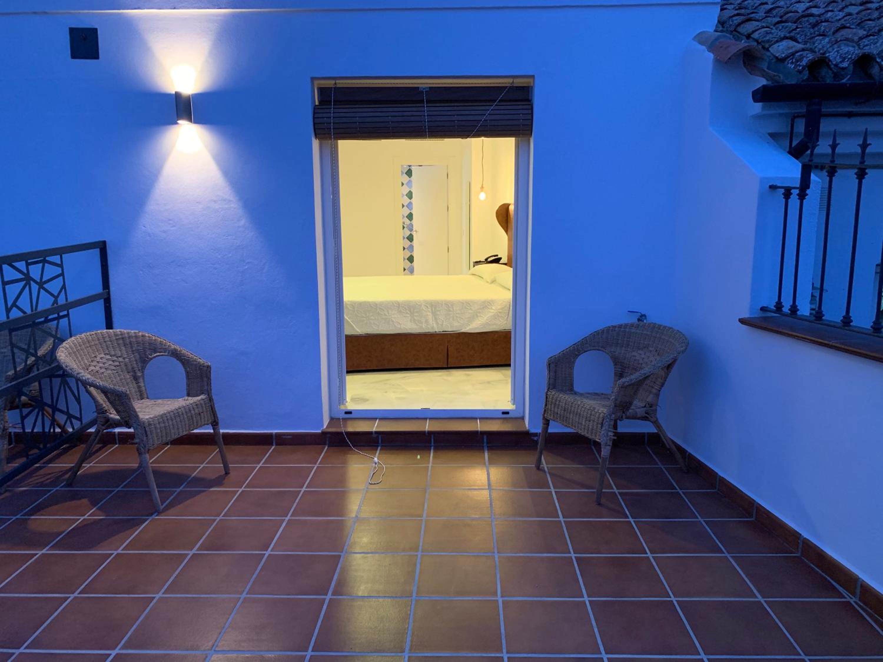 Superior Double Room with Two  Beds and Terrace