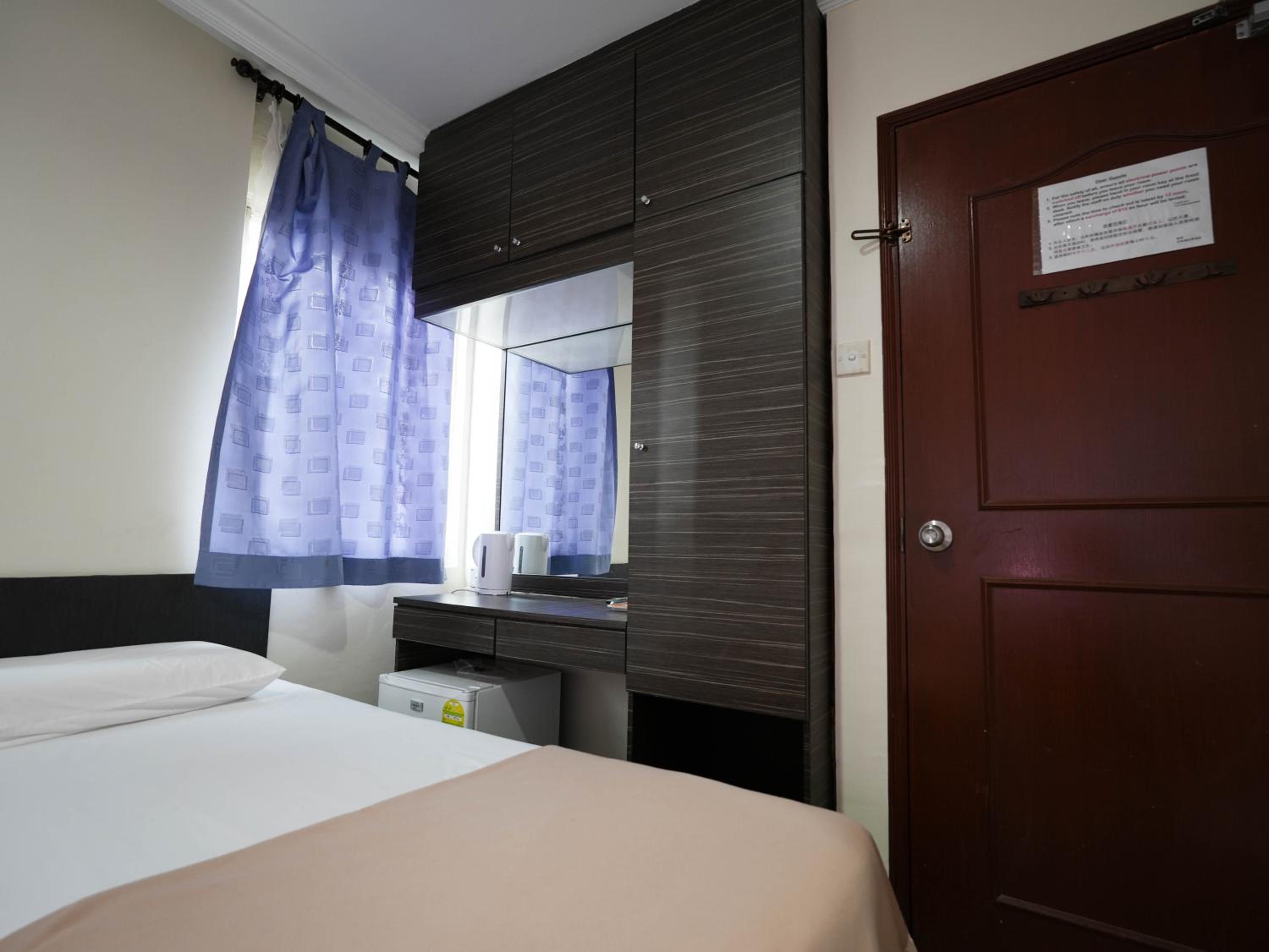 Deluxe Twin Room With Window