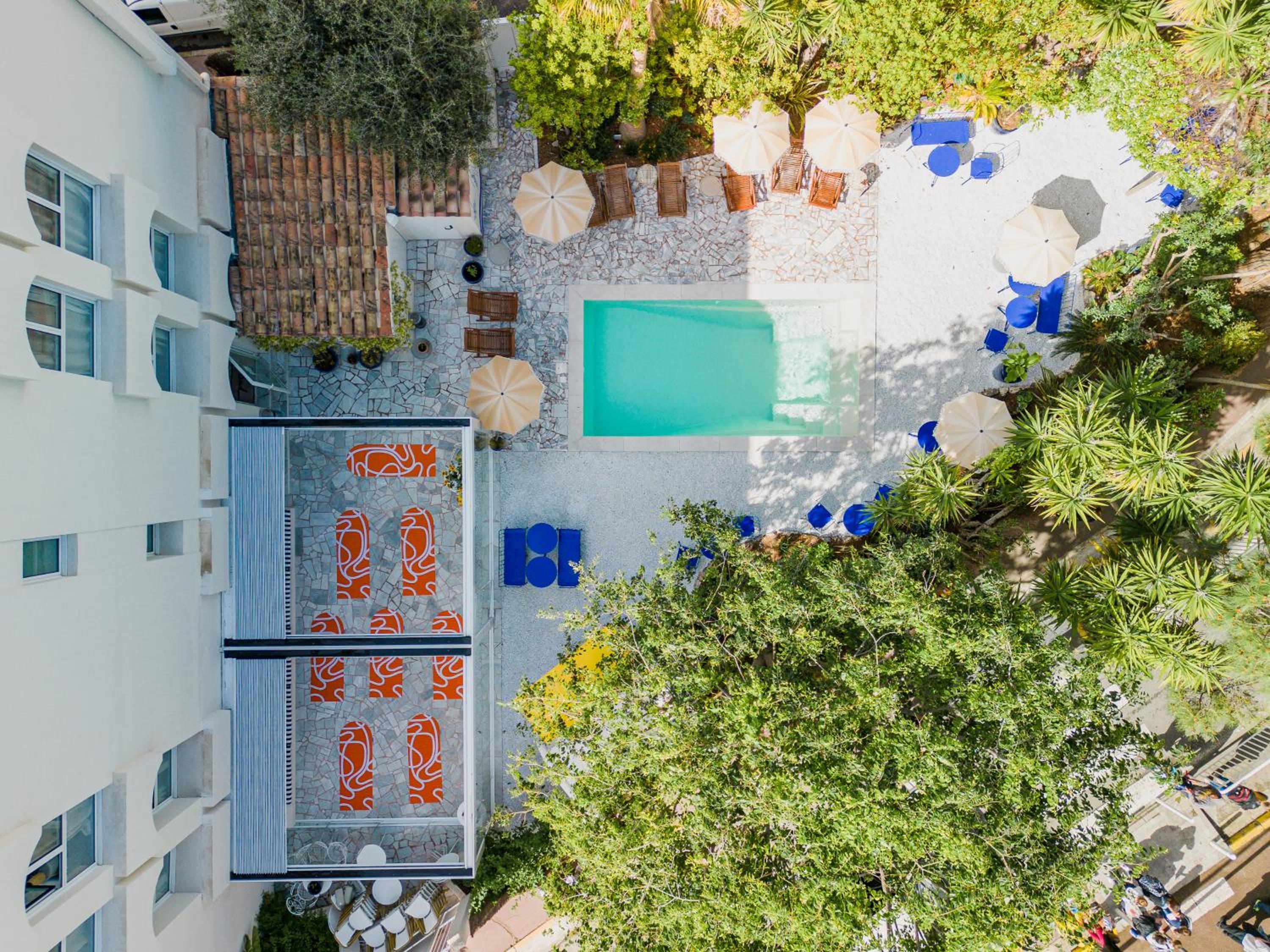 Standard Double or Twin Room with Garden View