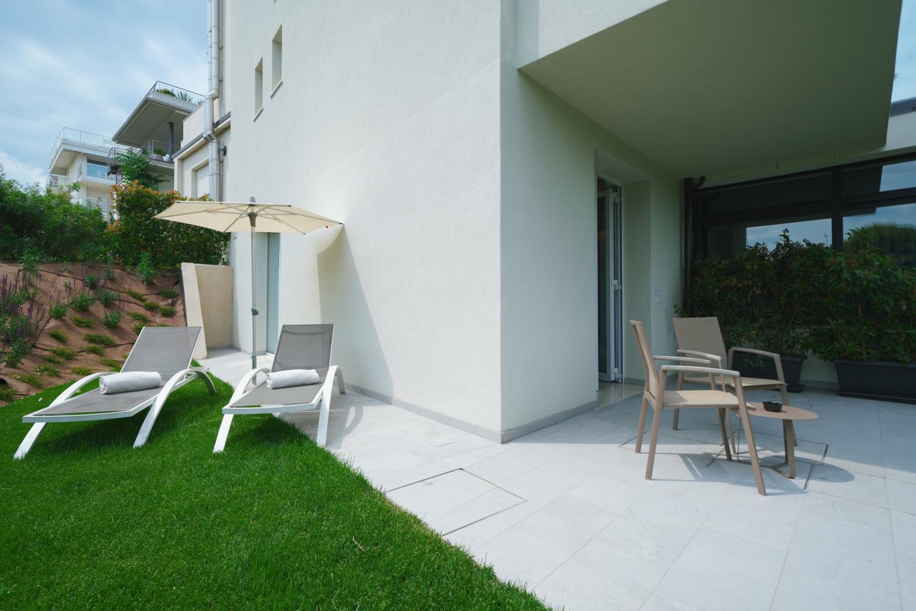 Standard Double or Twin Room Annex with Private Garden