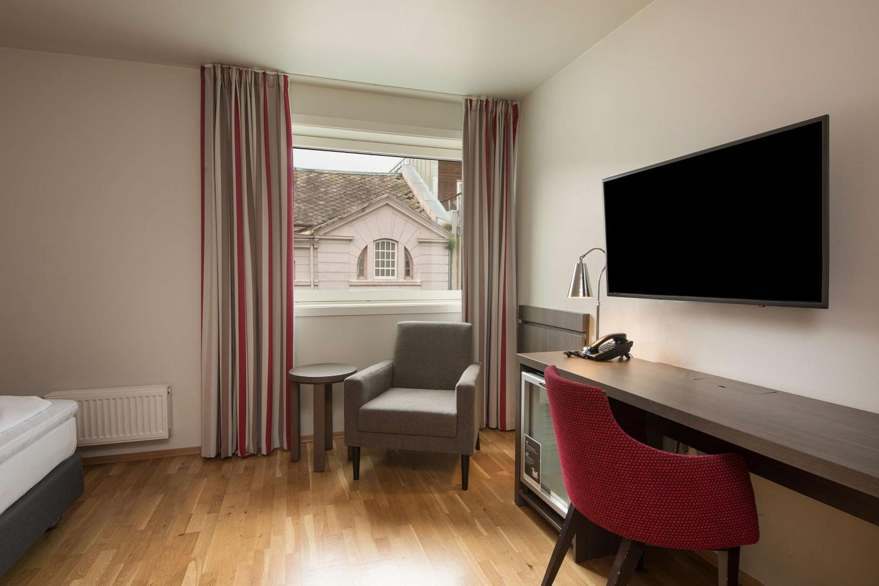 Standard Family Room