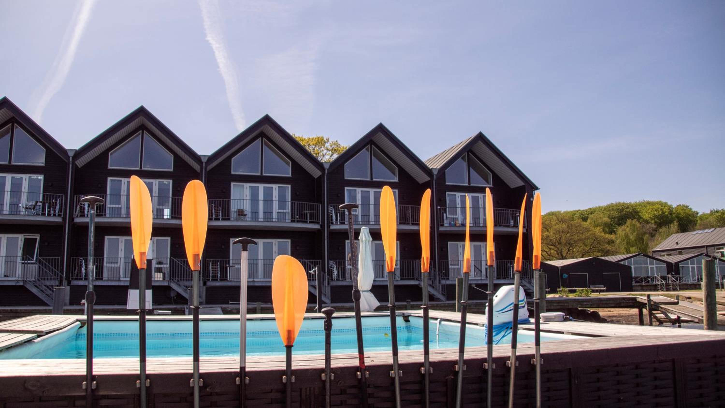 Lejlighed med udsigt til vandet,  stueetage. Max 4 pers.