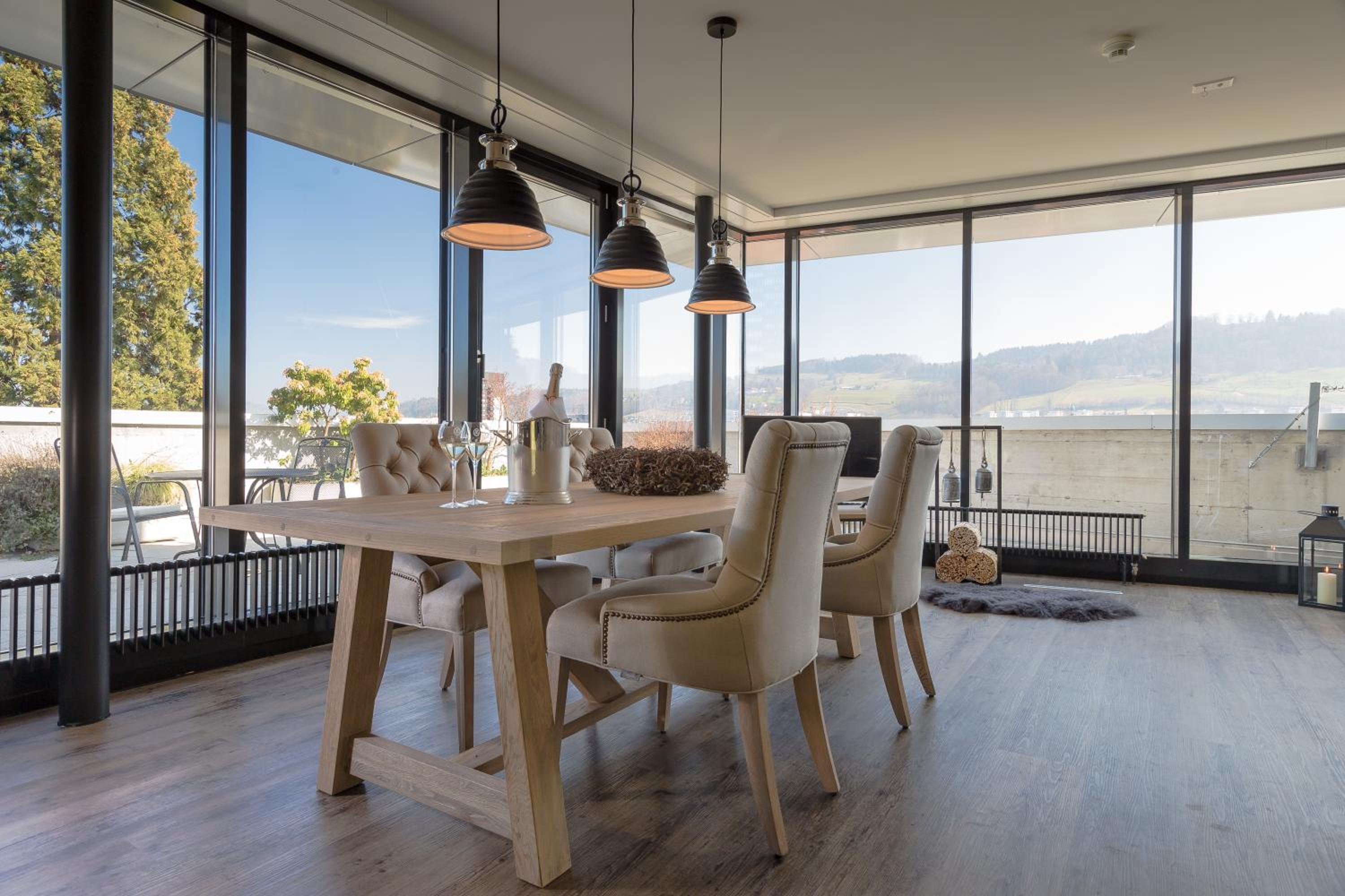 Suite with Terrace and City View