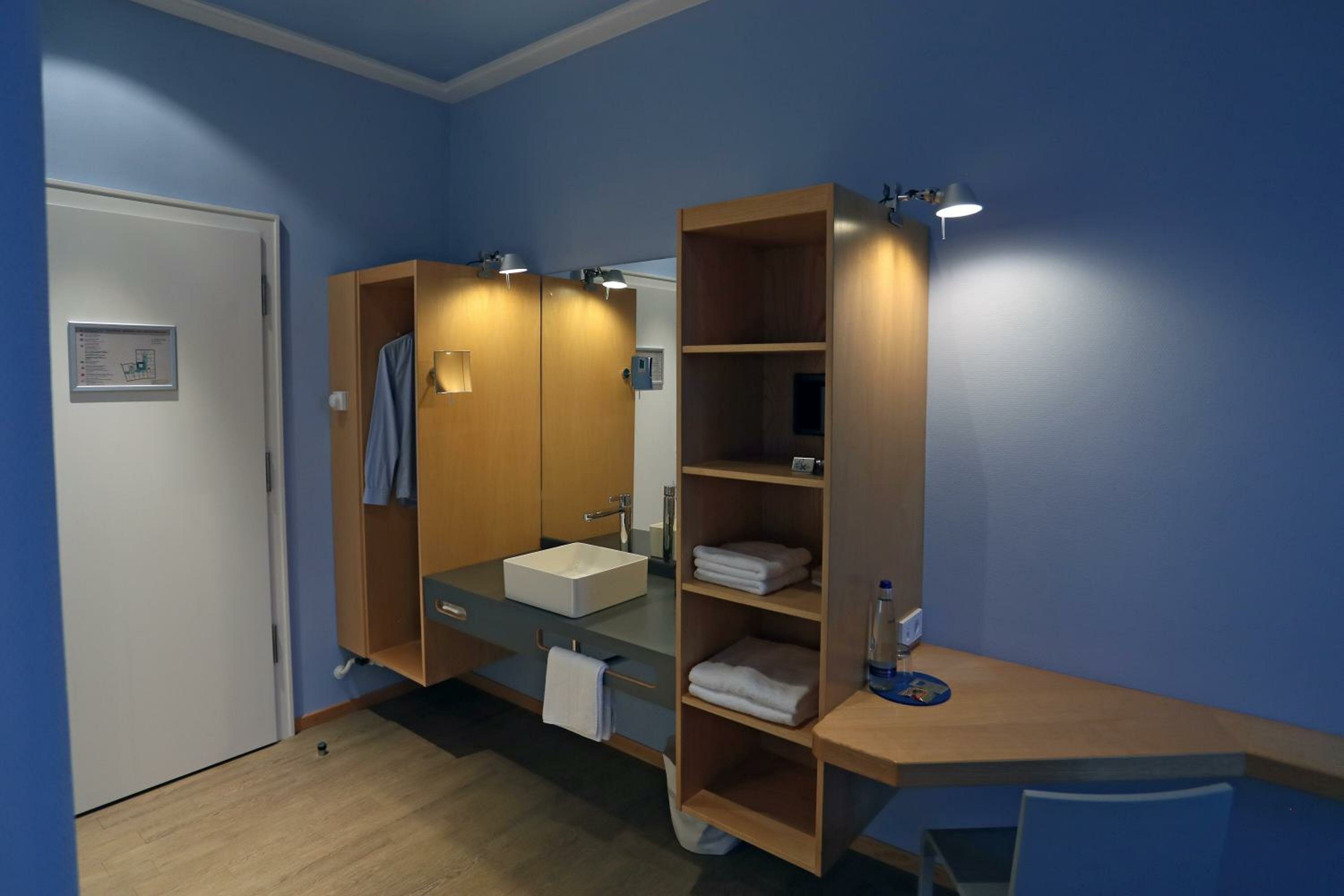 Cozy Single Room