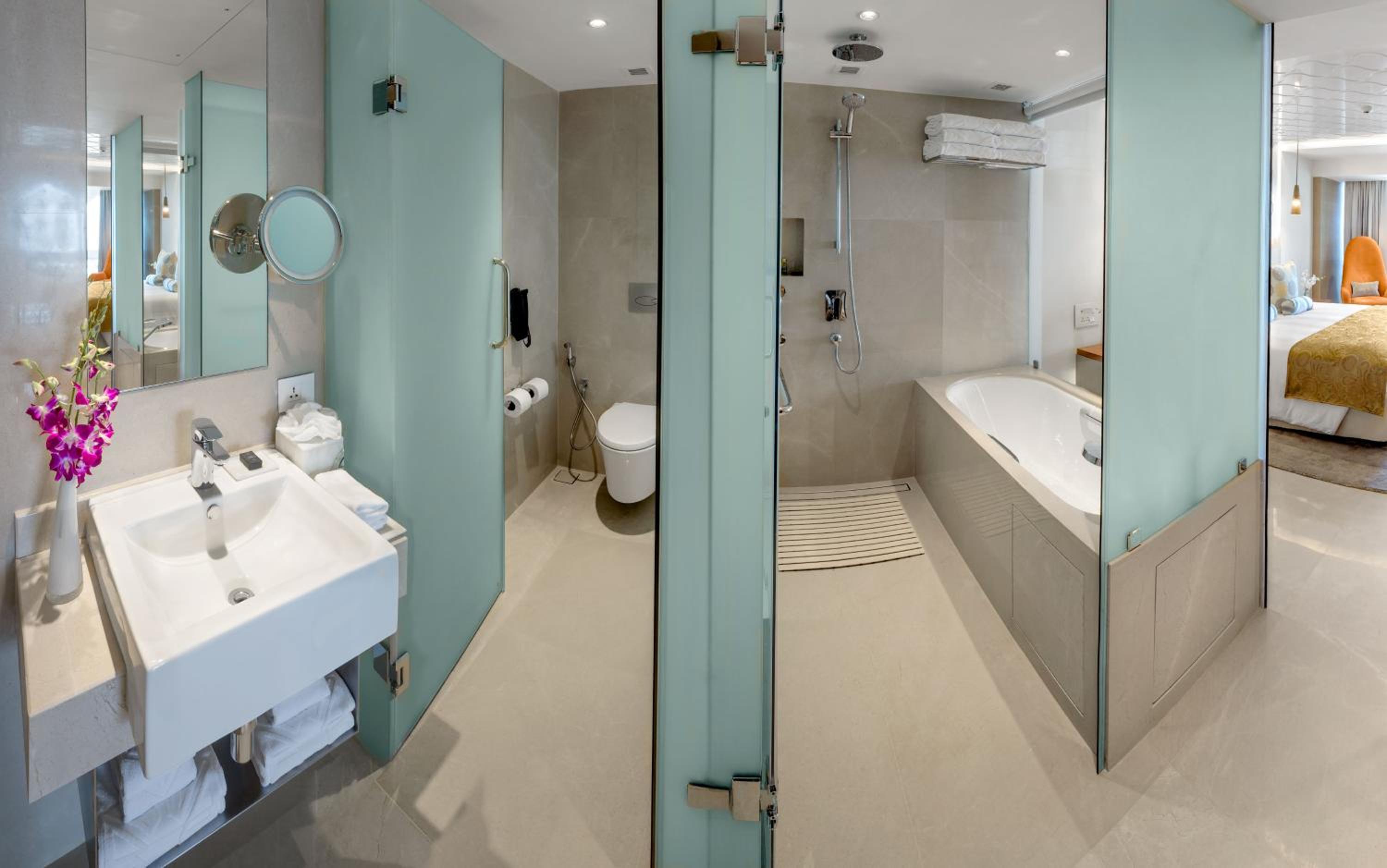 Apollo Suite Sea View with complimentary one way Airport Transfer and daily evening cocktails at Taj Club Lounge