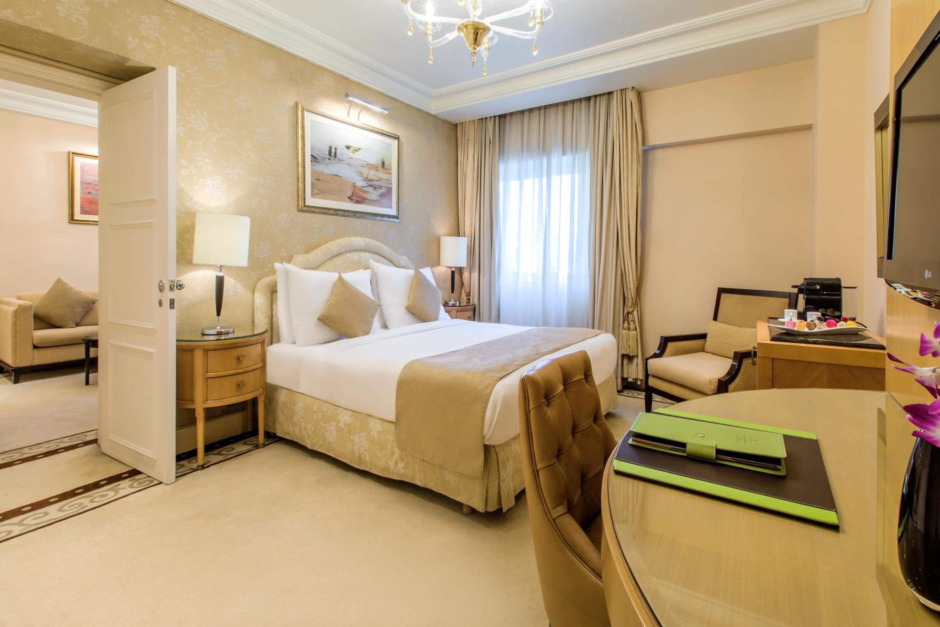 Madina Junior Suite 