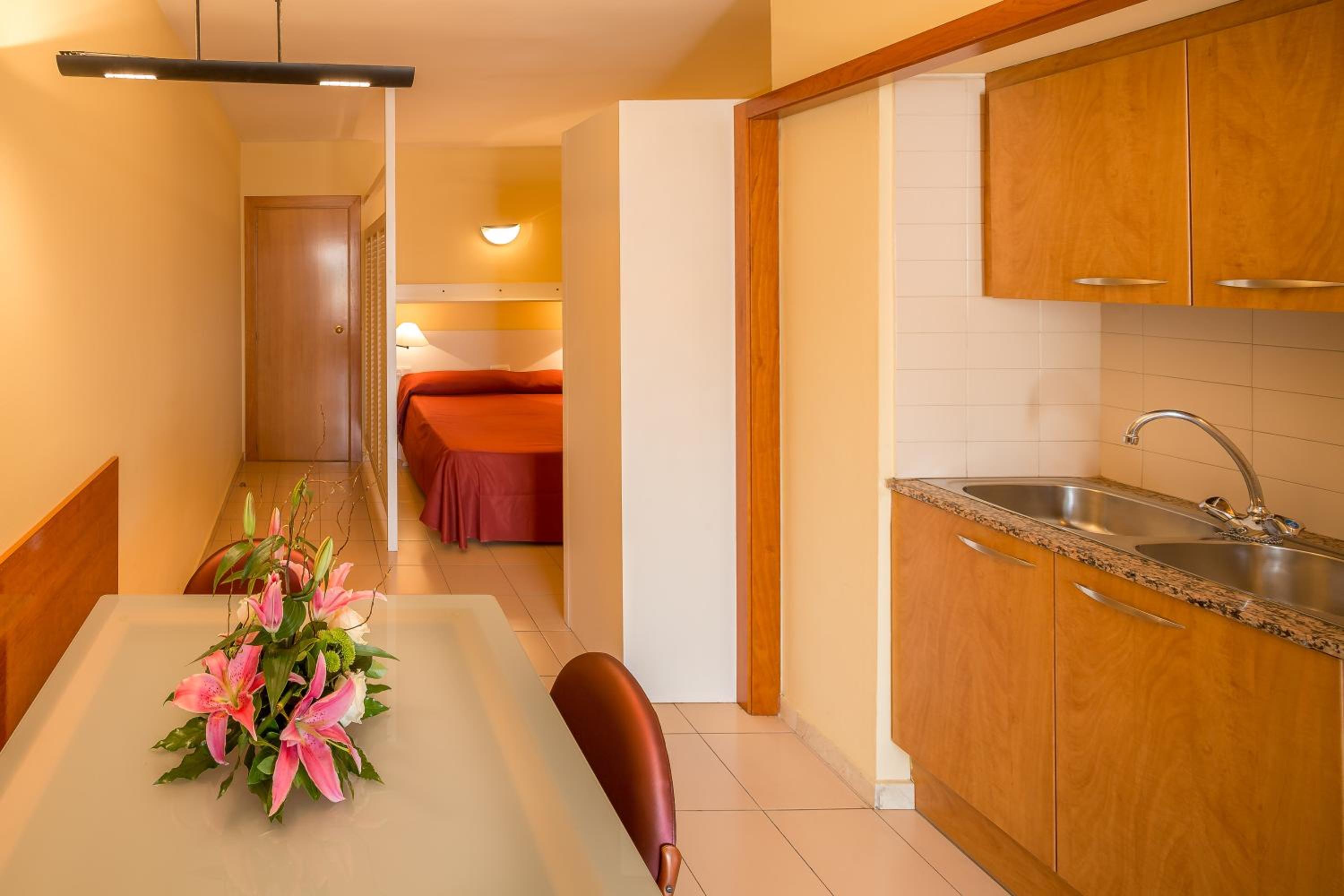 One-Bedroom Apartment (2 Adults)