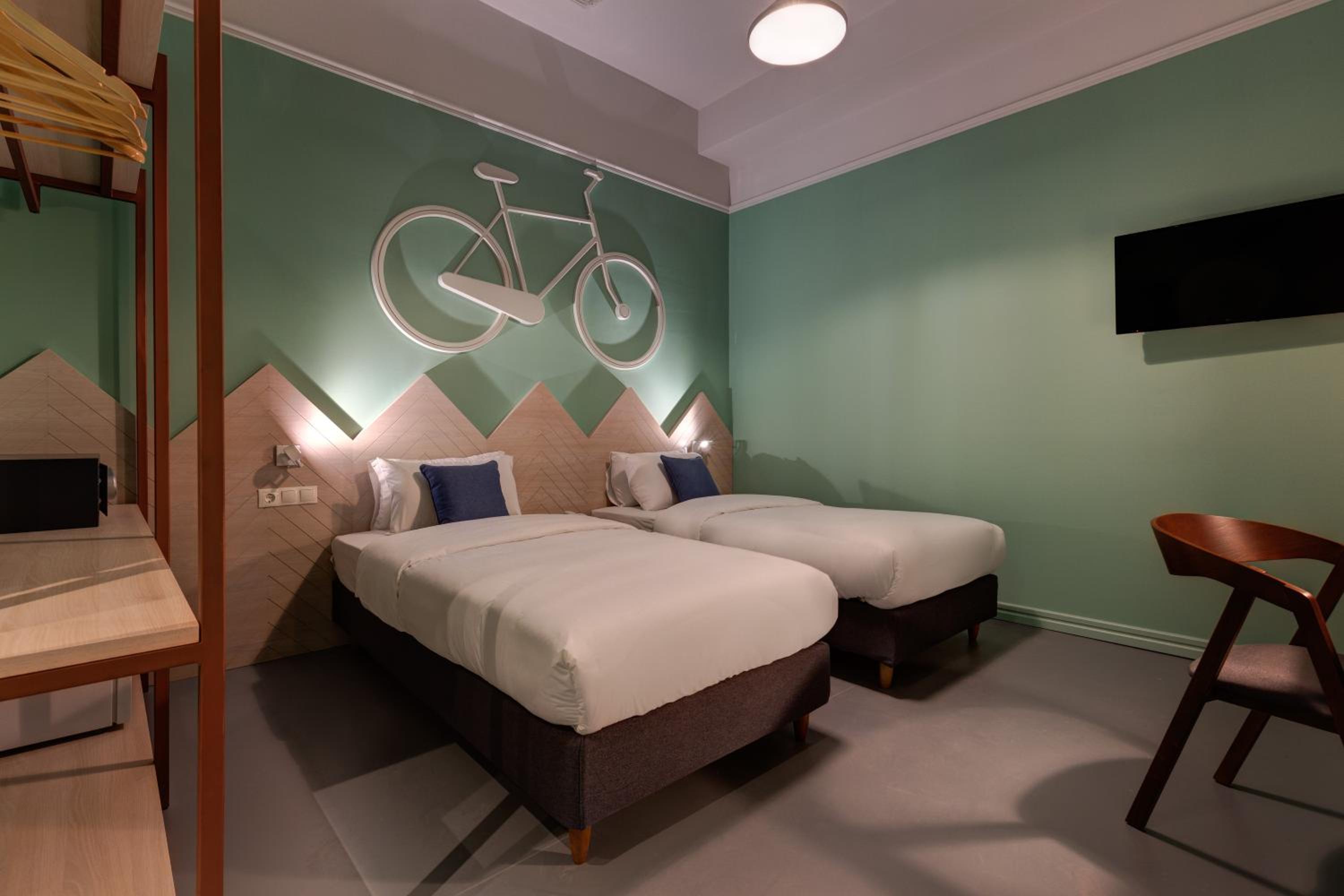 Medium Internal Double Room