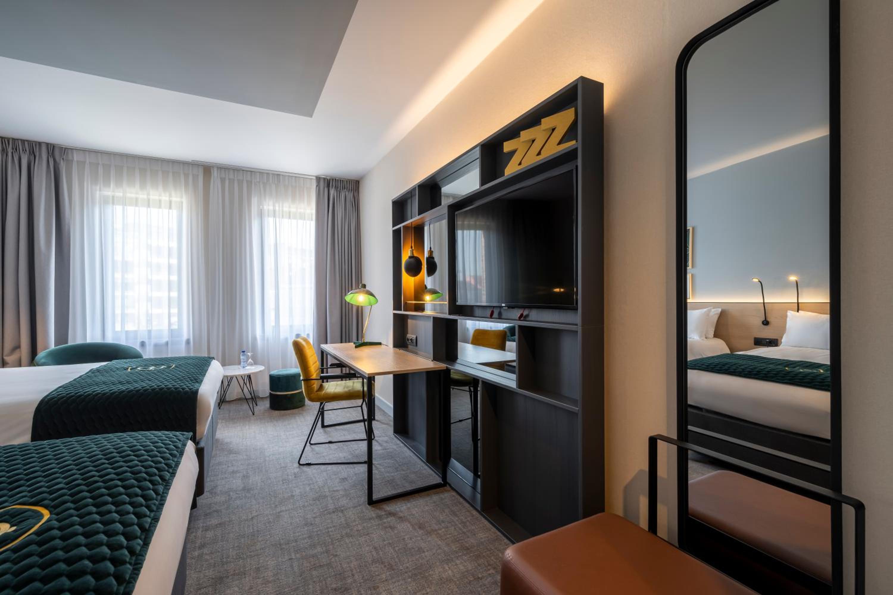 Deluxe Double Room with Two Double Beds - Non-Smoking