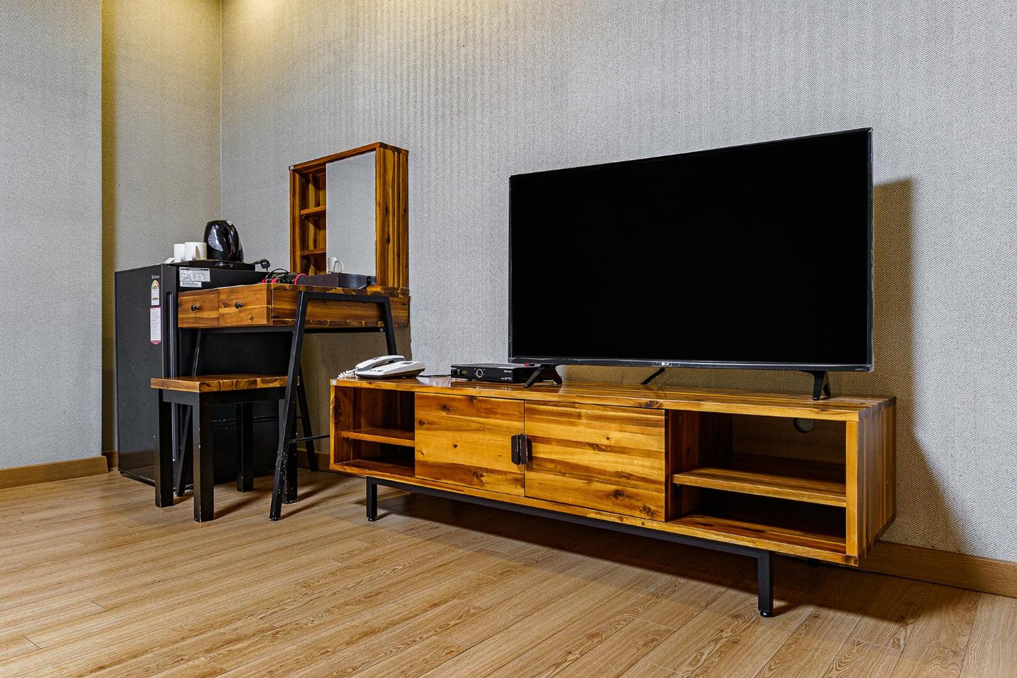 Family Ondol Room - No View (Non-renovated room)