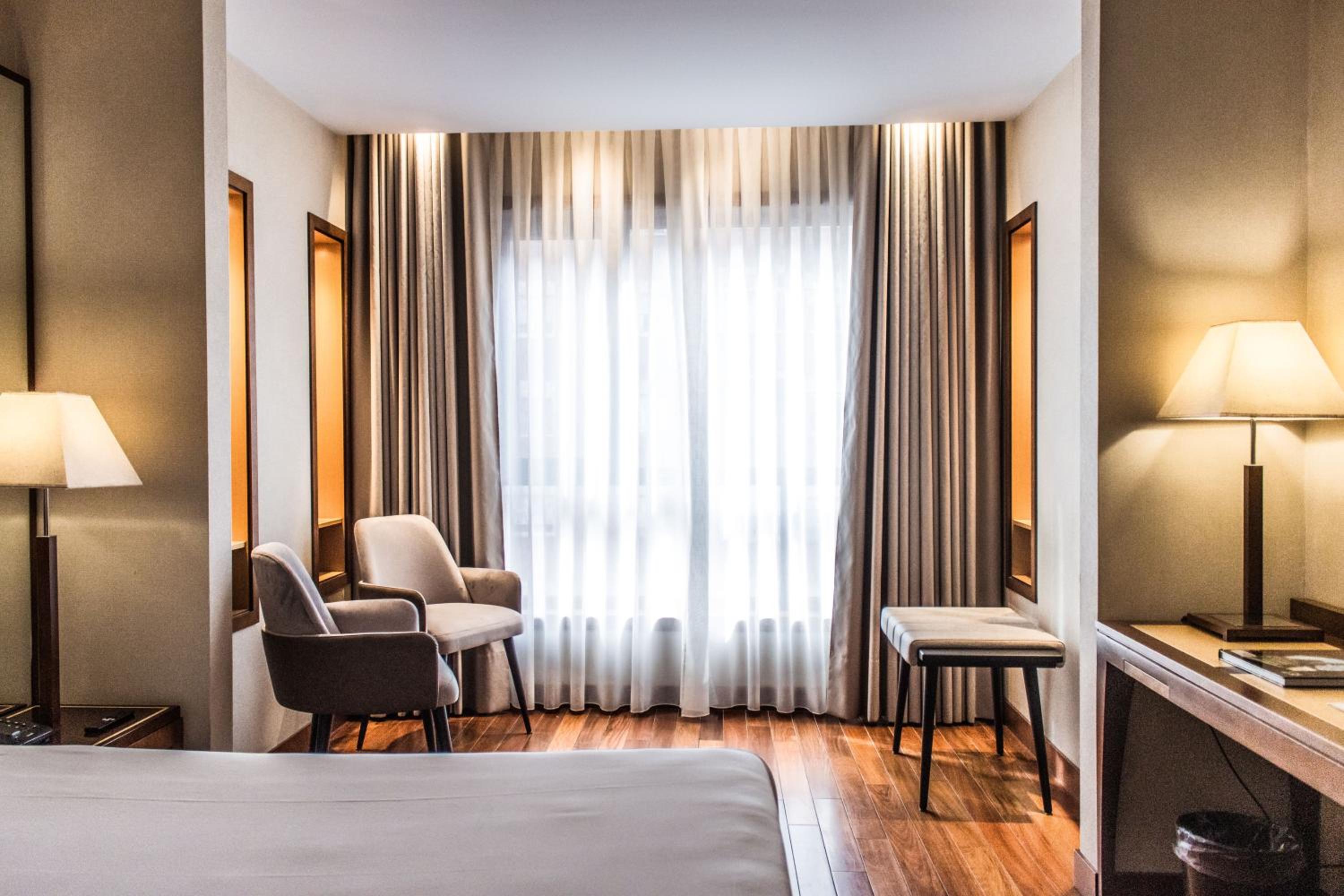 Double or Twin Room (1-2 Adults)