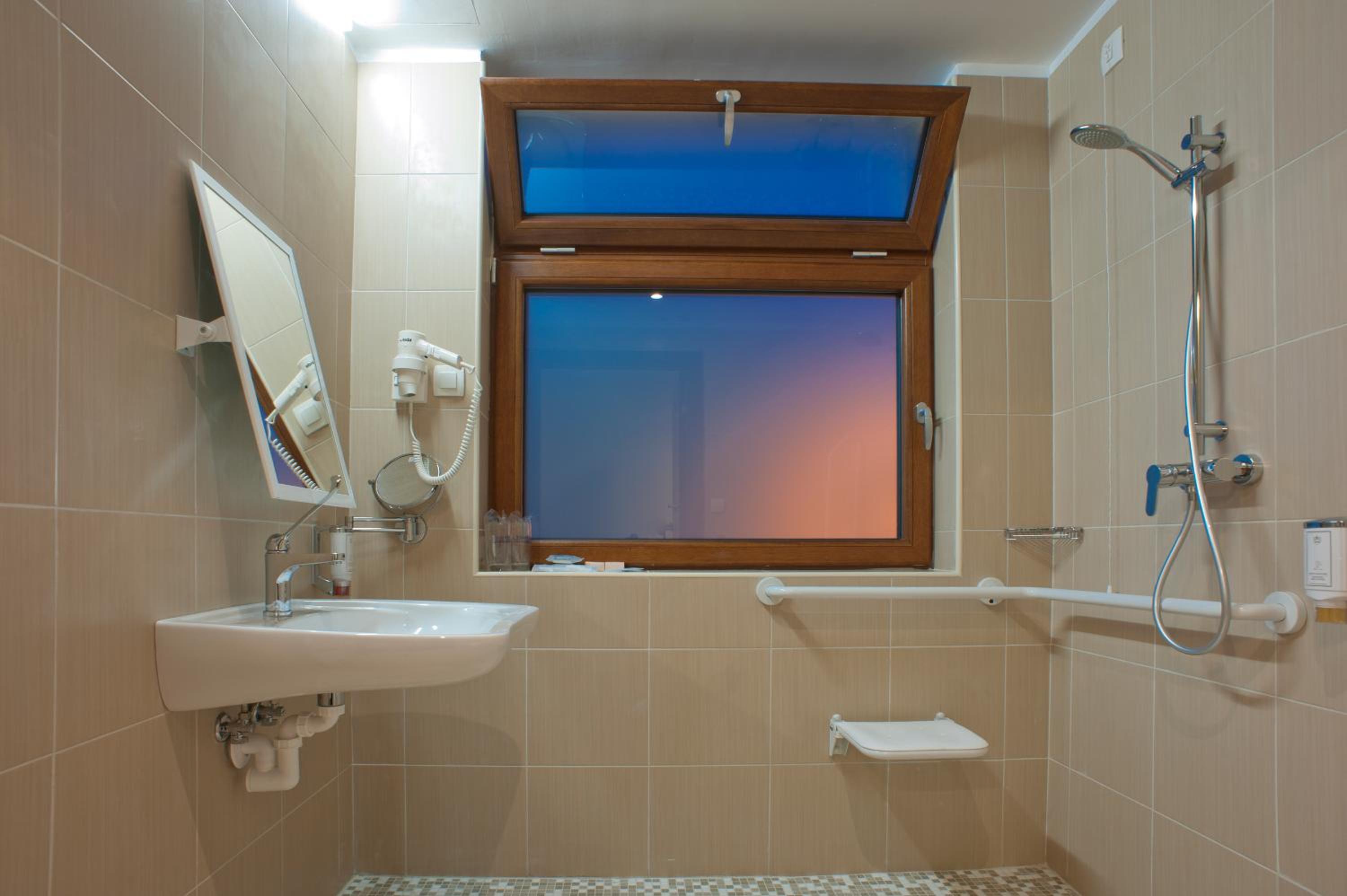 Double or Twin Room - Disability Access