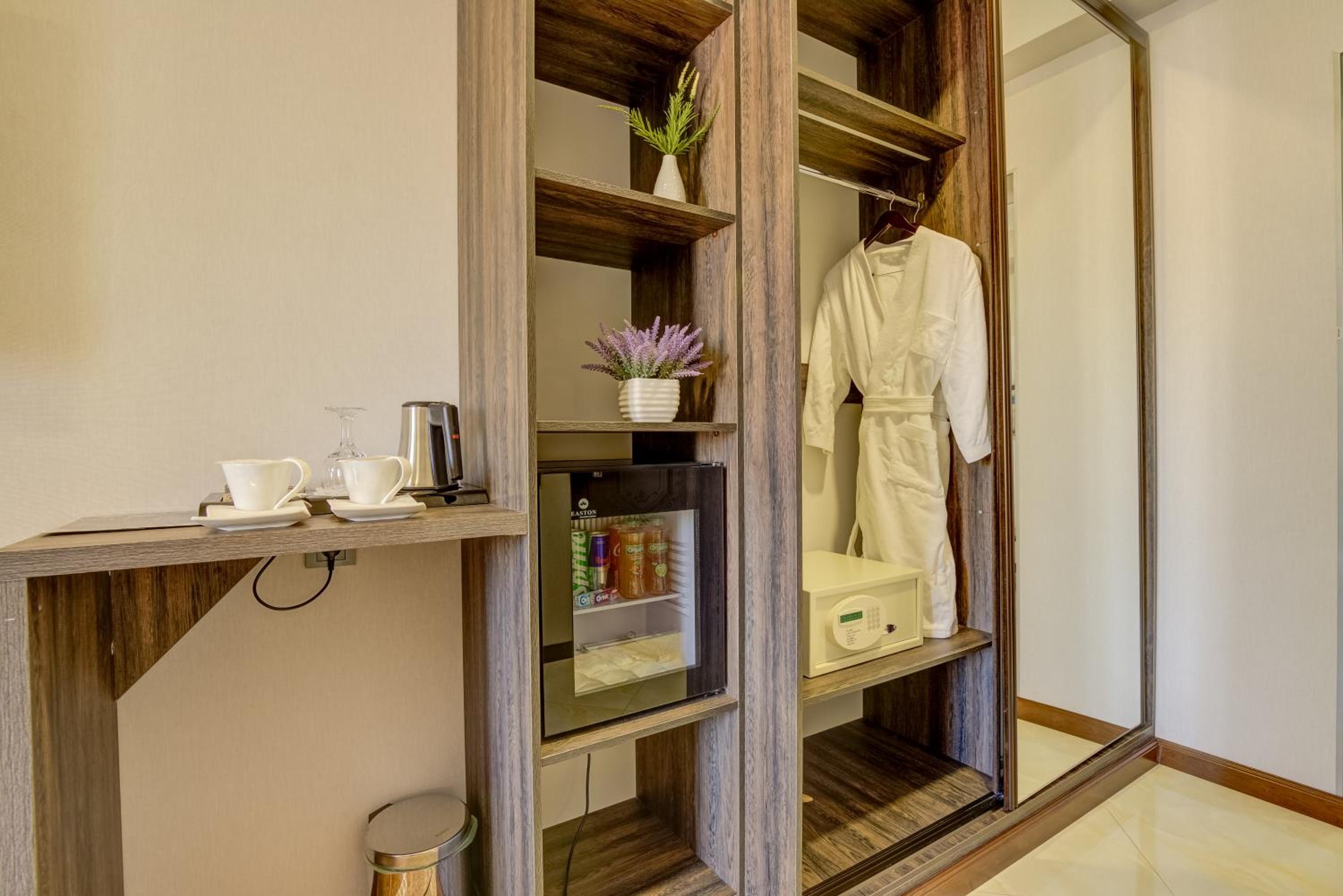 Deluxe Single Room with Balcony