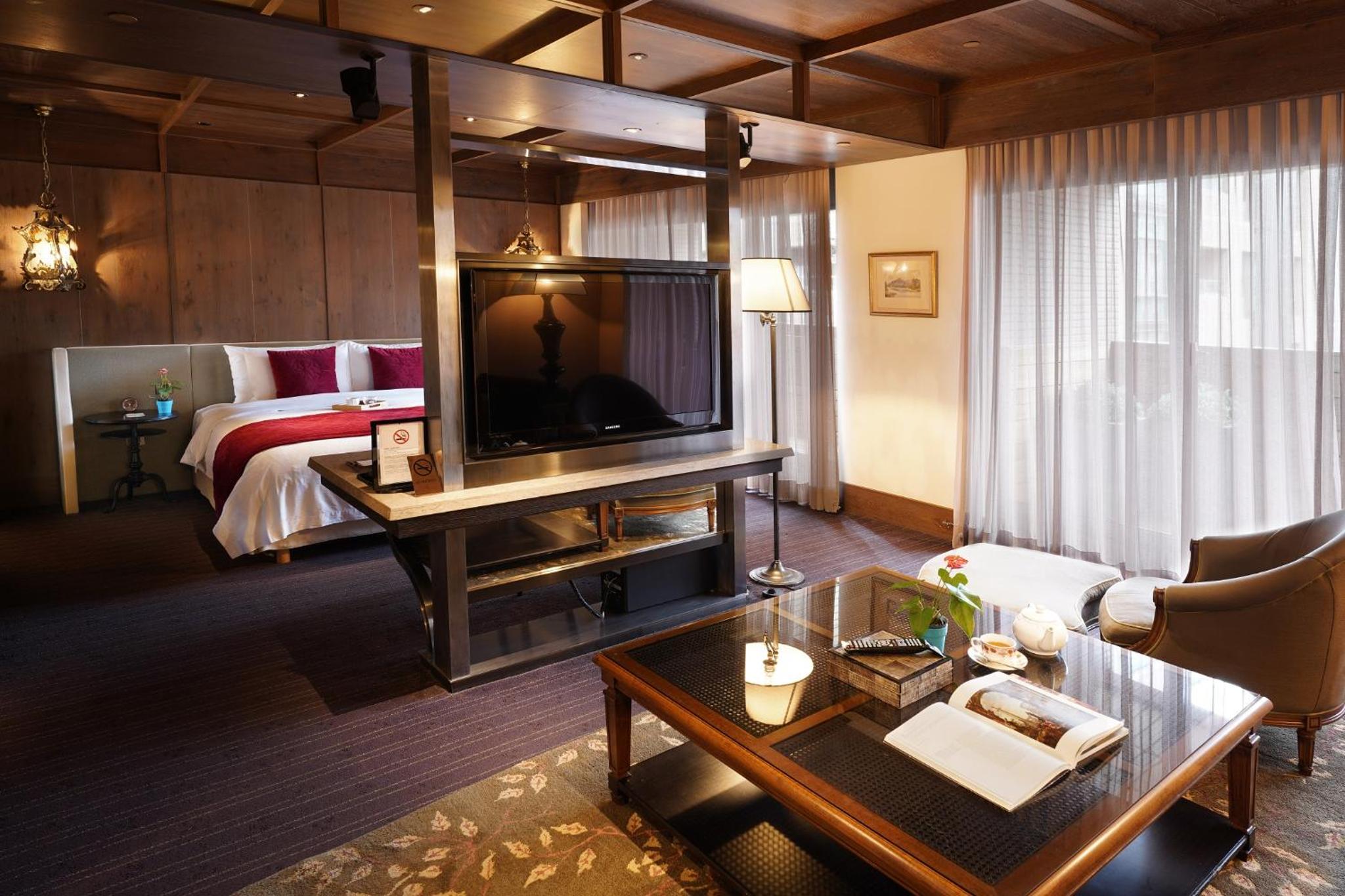 Executive Suite