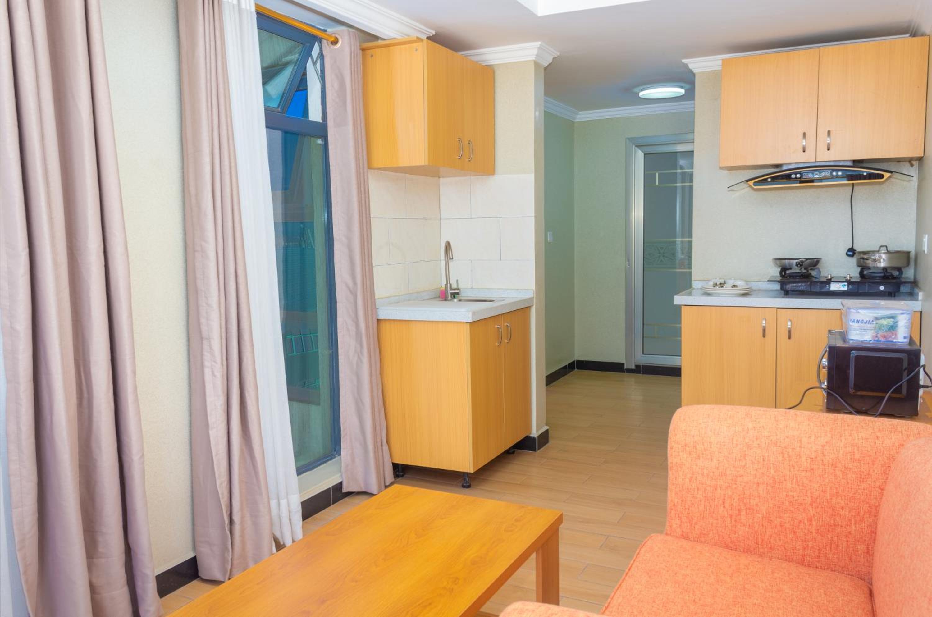 Apartment With Mountain View