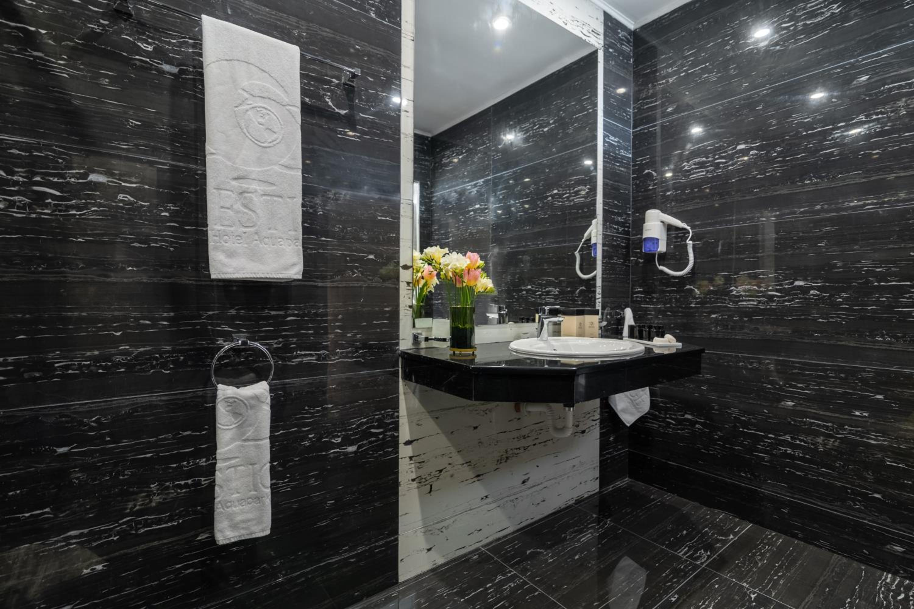 Double or Twin Room with Balcony - Free Aquapark Access