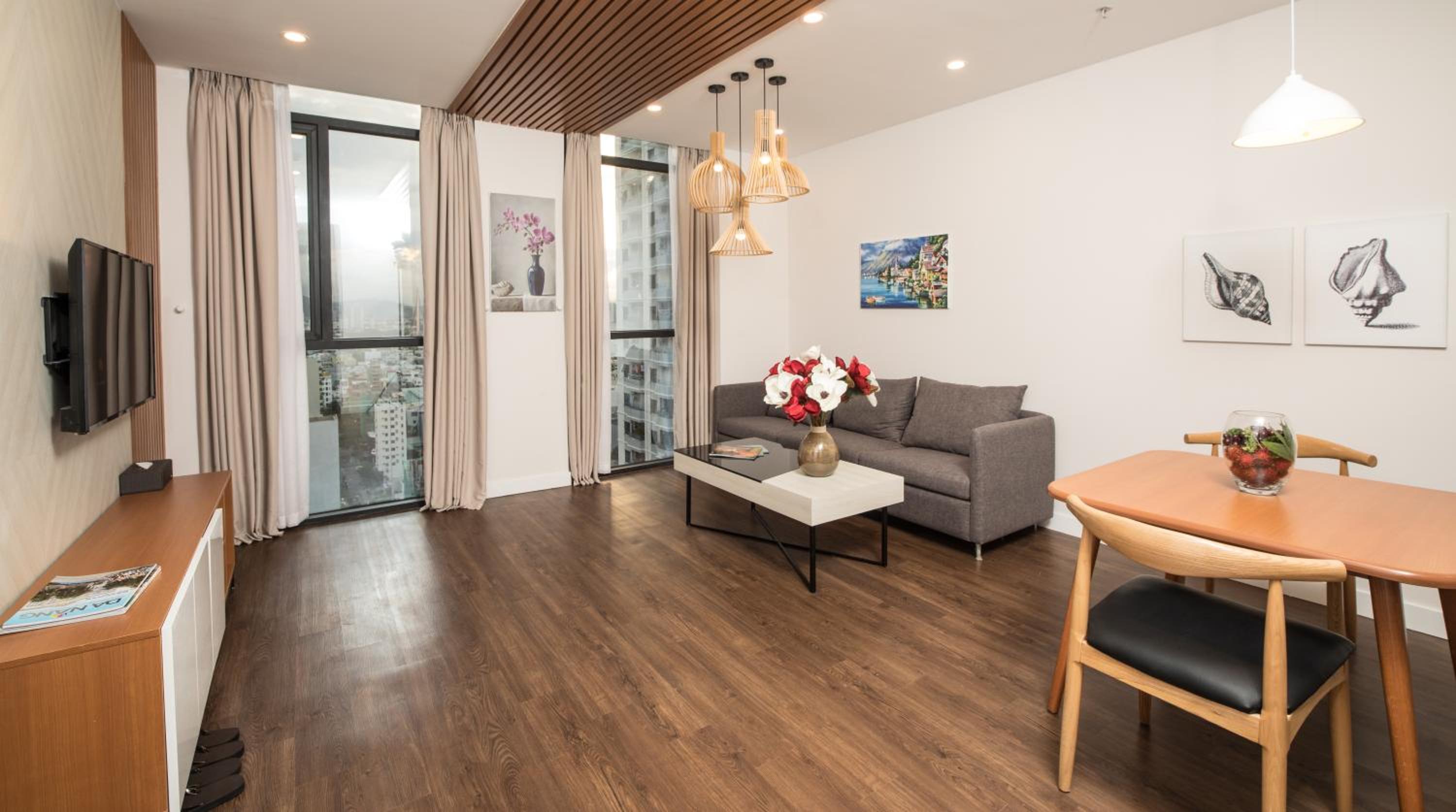 One-Bedroom Apartment - Afternoon Tea Included