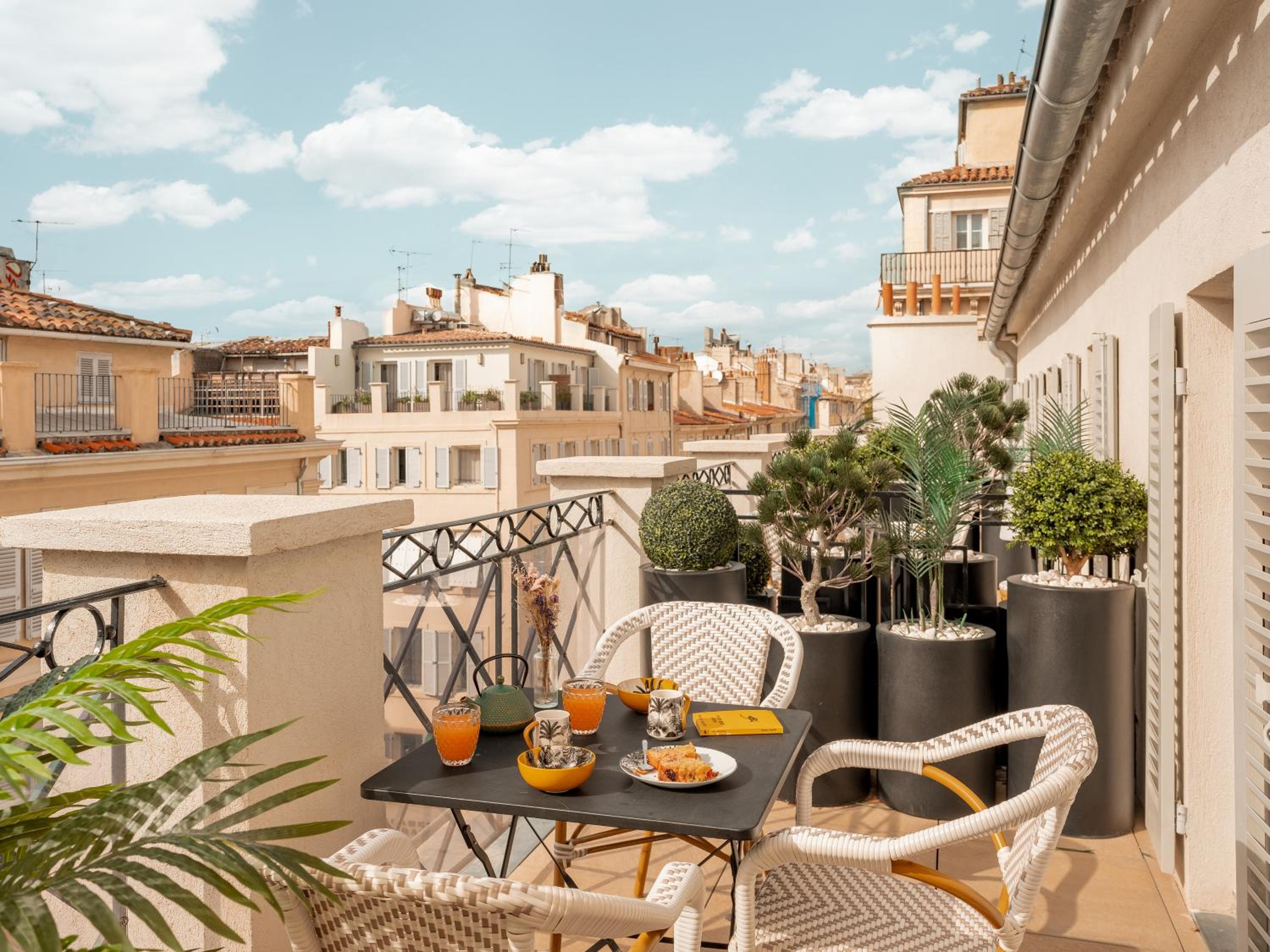 One-Bedroom Duplex Apartment with Terrace
