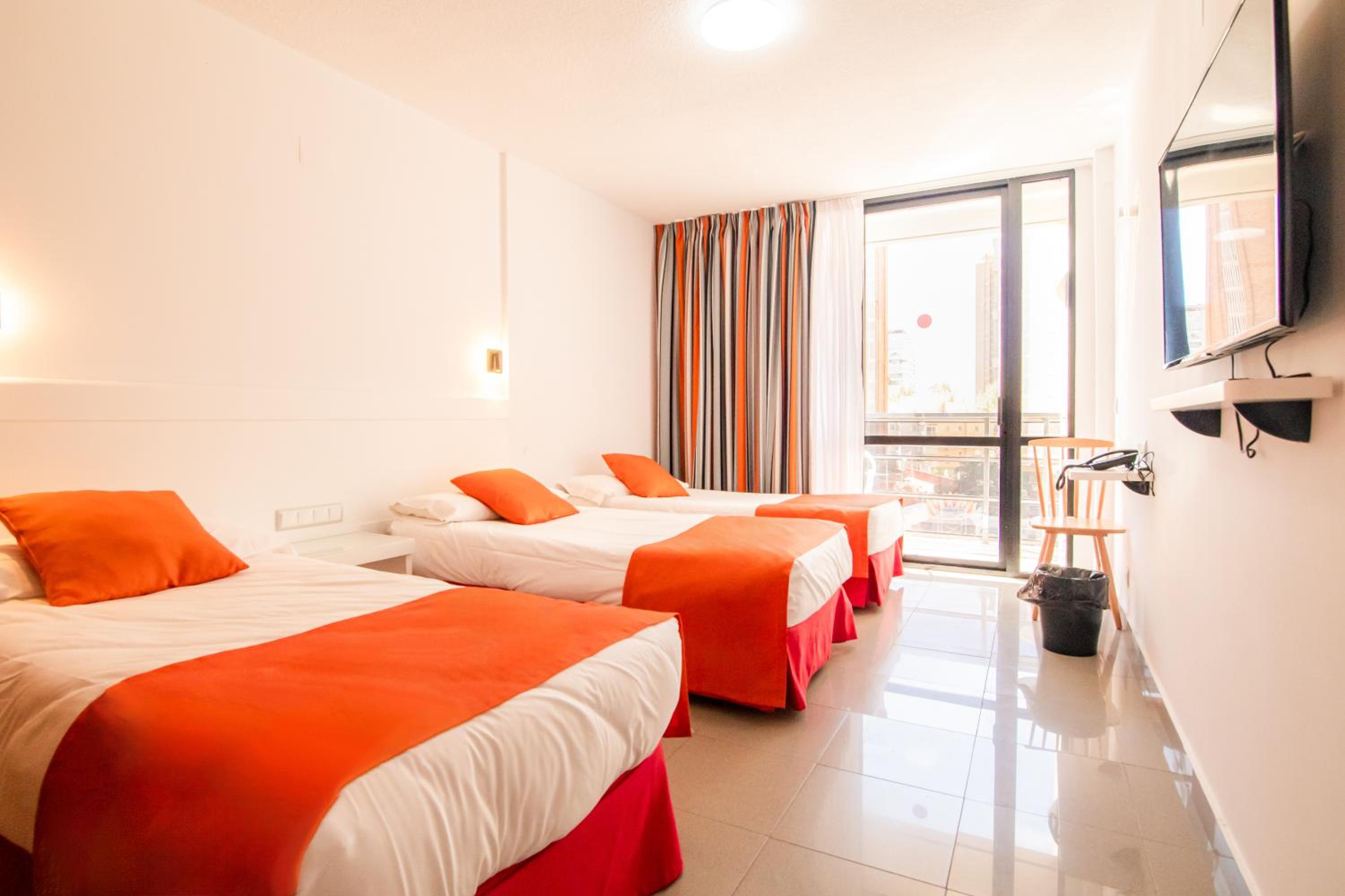 Economy Room (3 Adults)