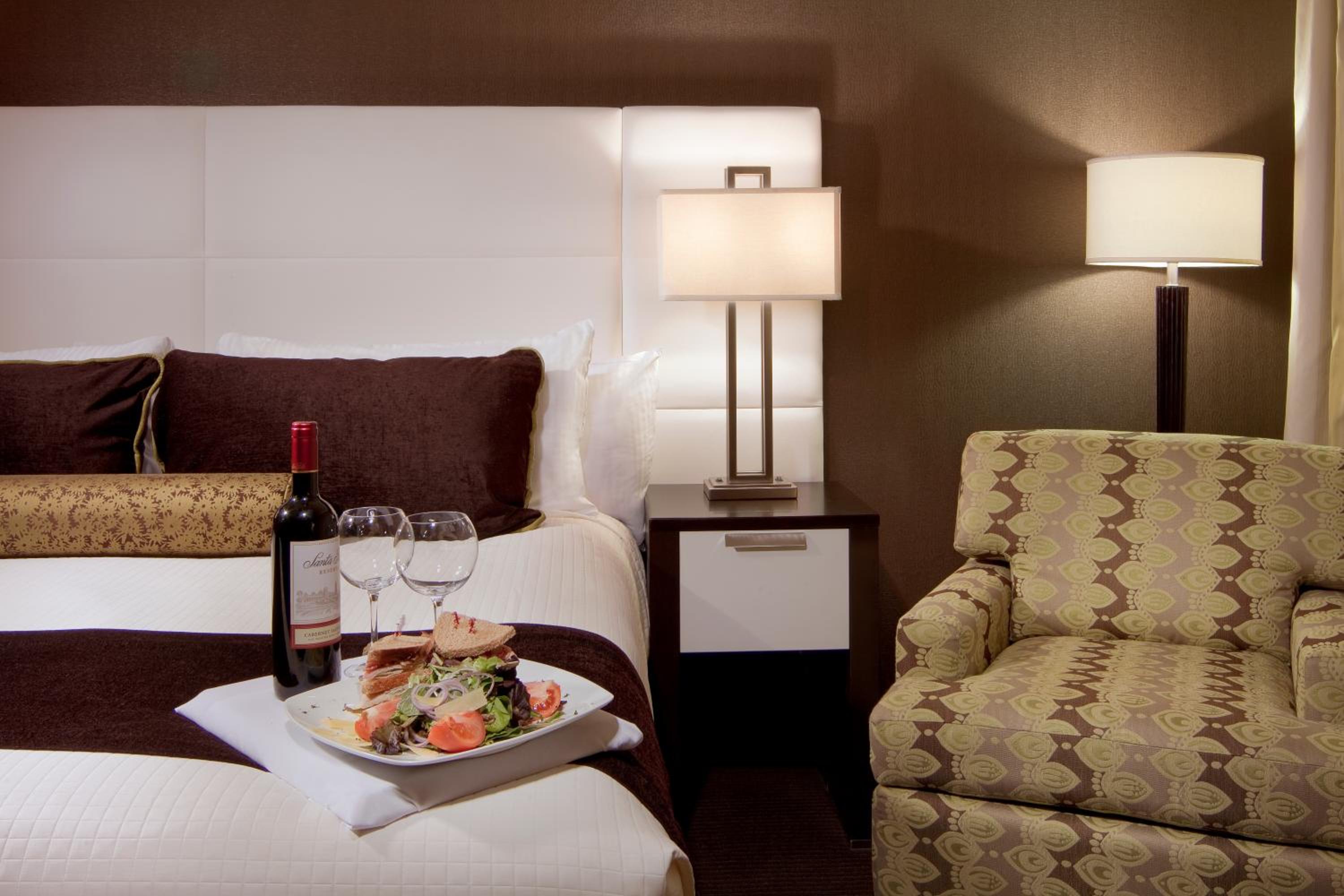 Executive King Room - Non-Smoking