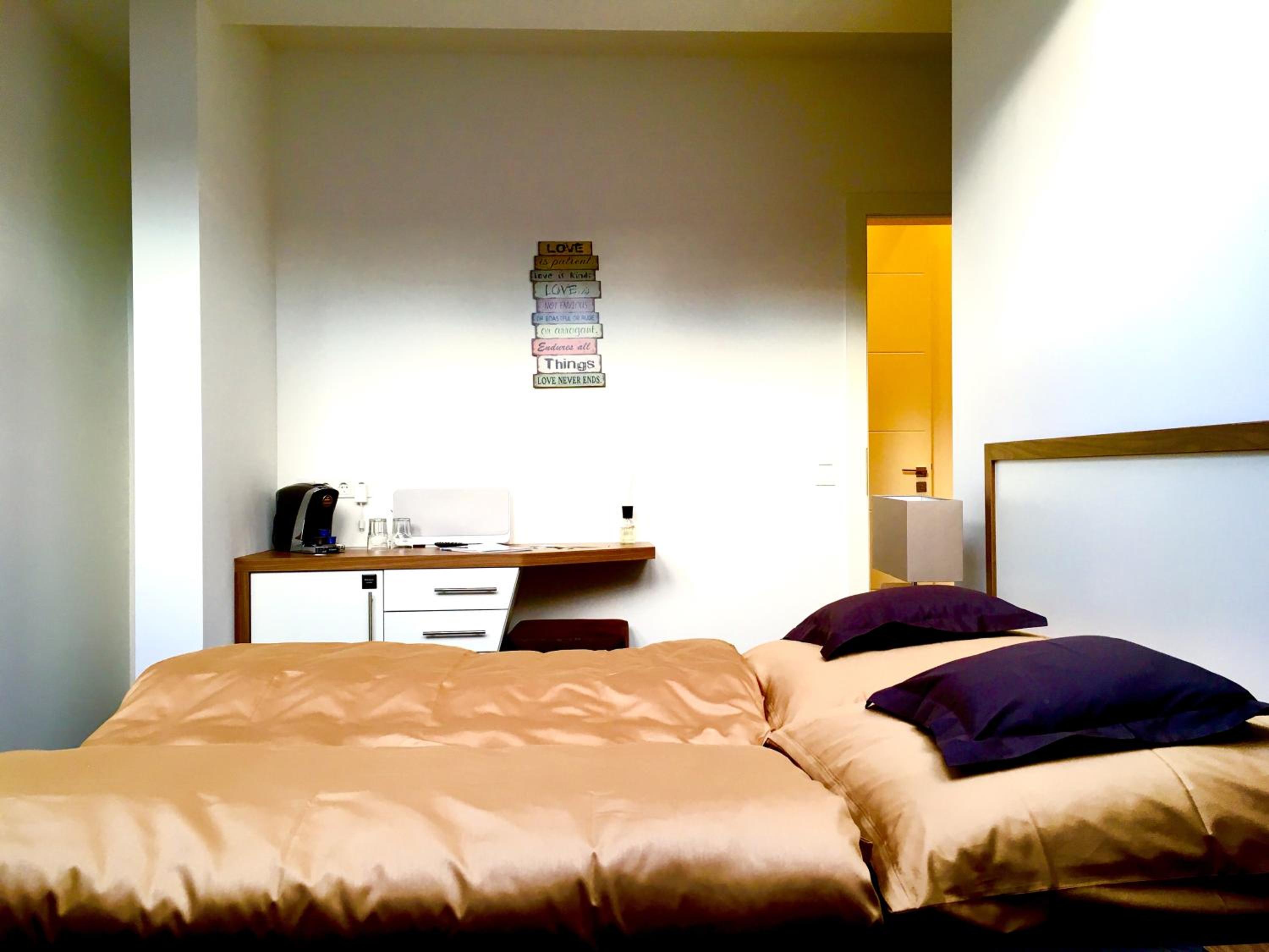 Double Room - B5