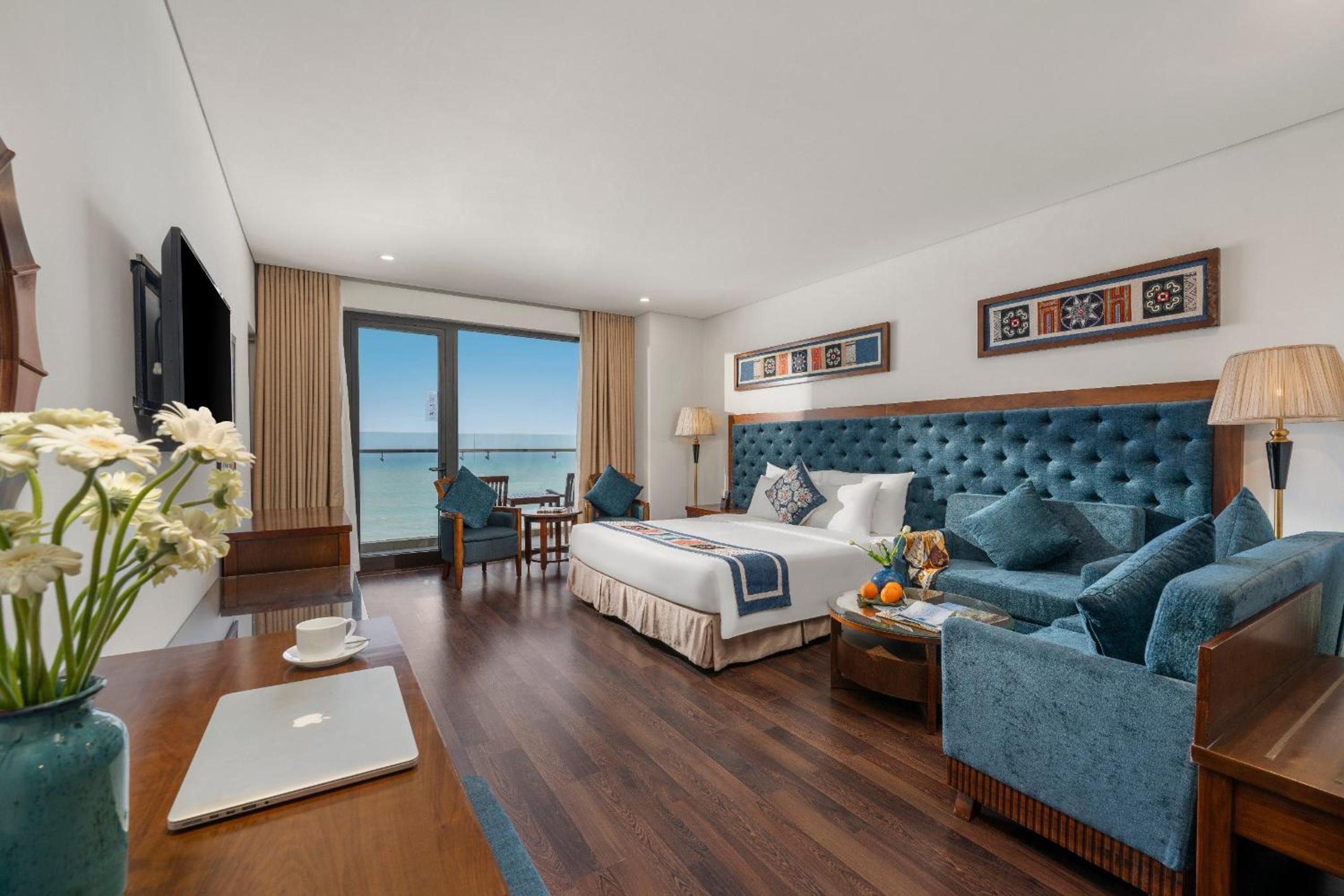 Balcony Executive Premier Double Sea View with Afternoon Tea