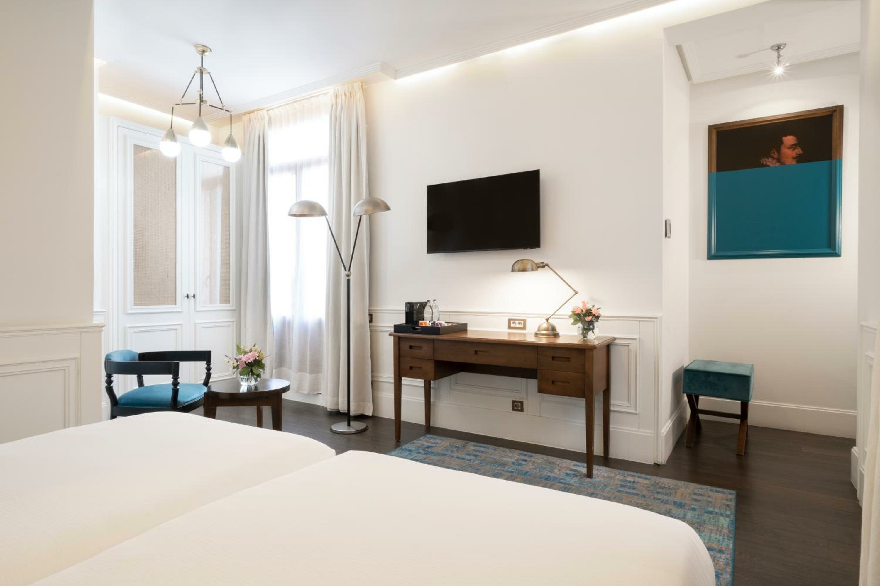 Deluxe Double Room with Terrace