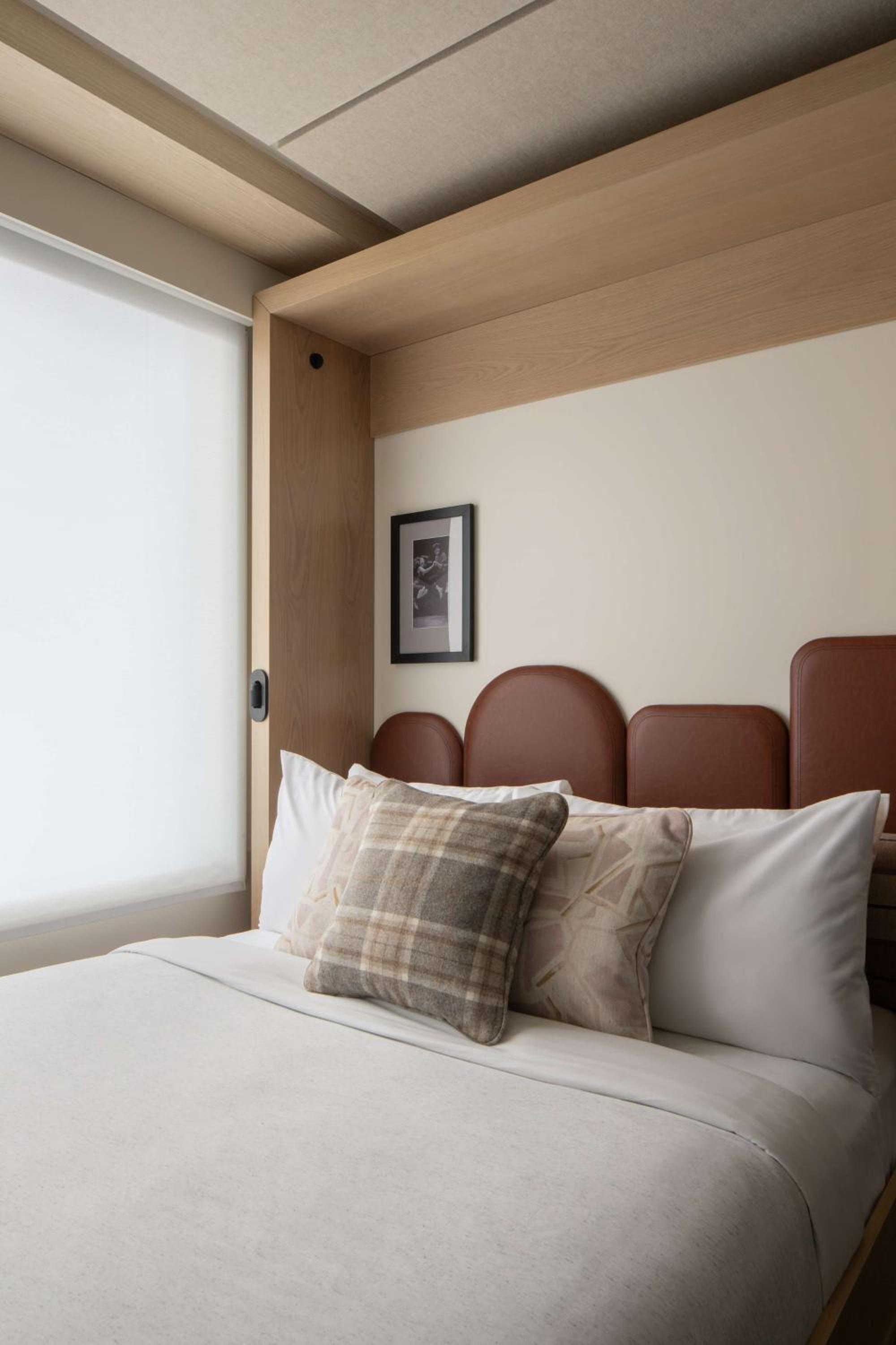 Flex Room with Wall Bed