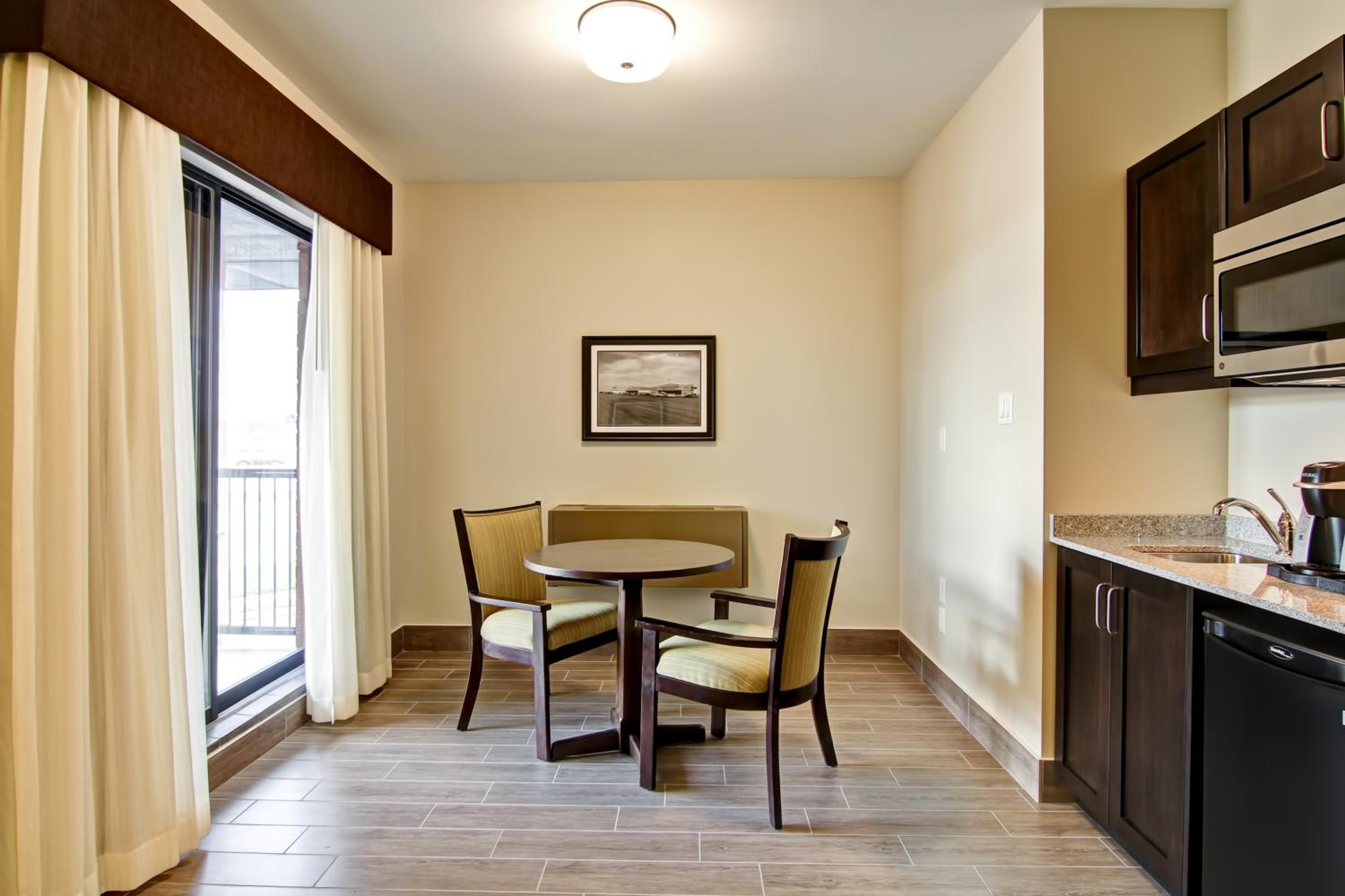 King Studio With Seating Area