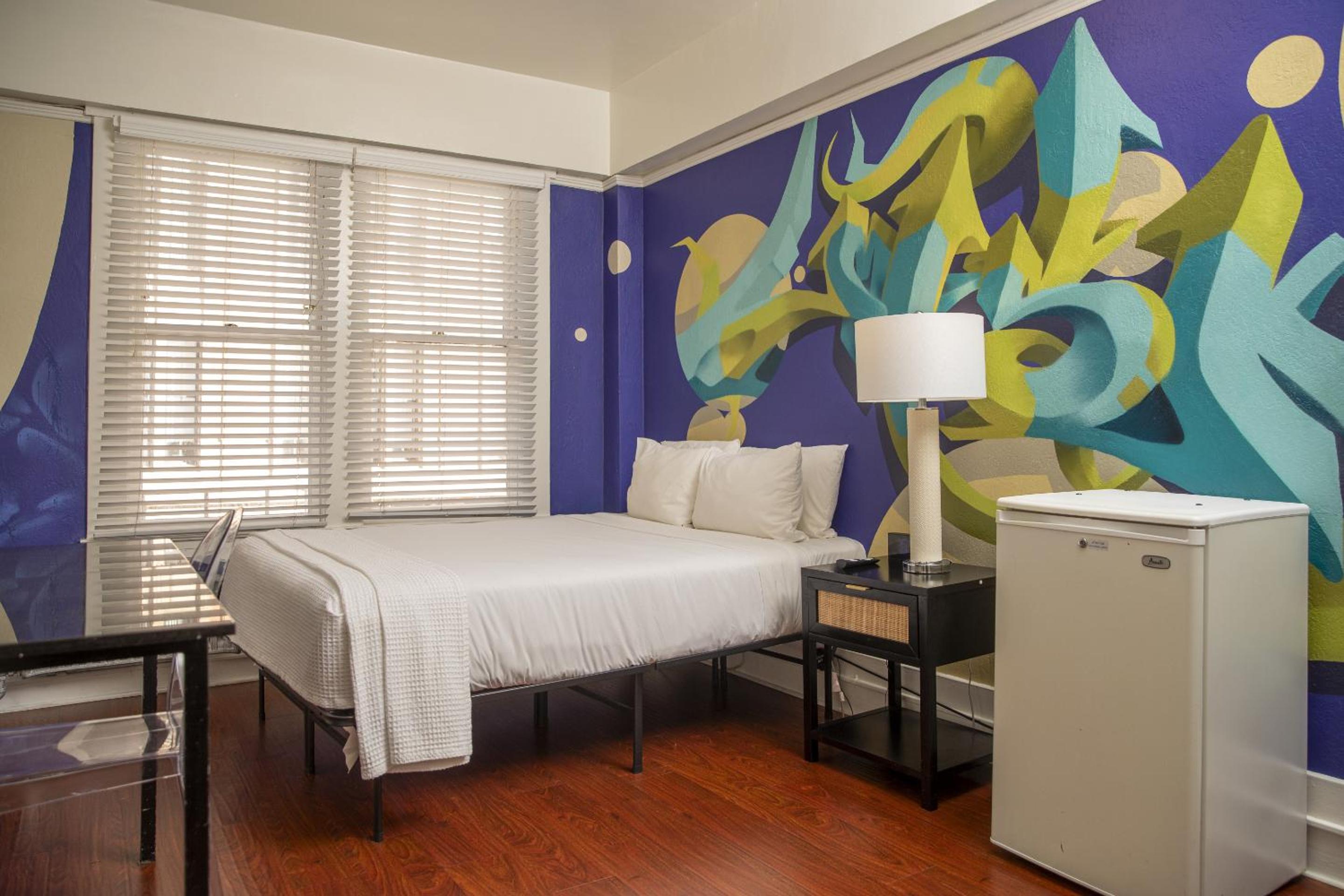 Double Room with Shared Bathroom