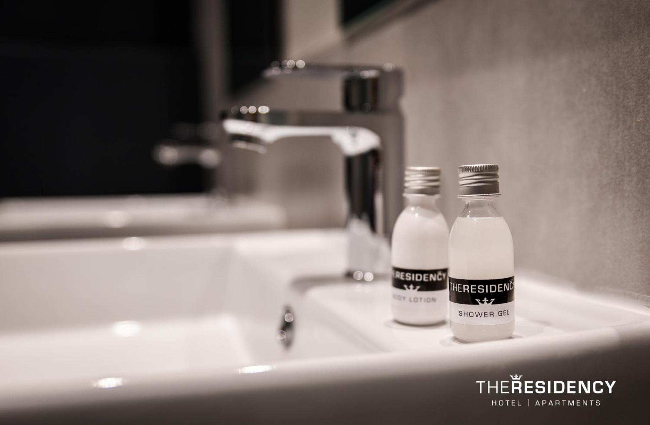 One Bedroom Apartment