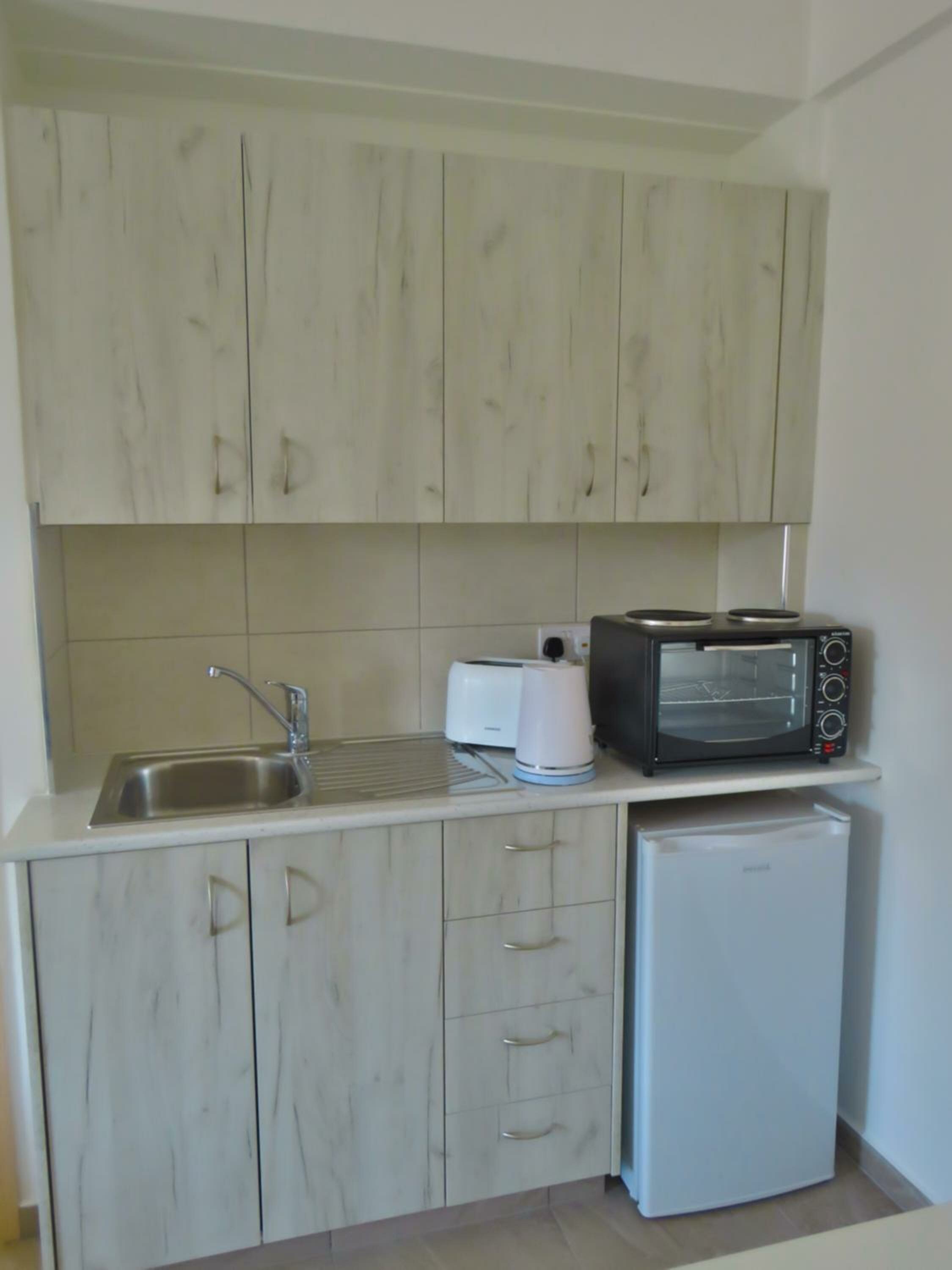 Superior One-Bedroom Apartment