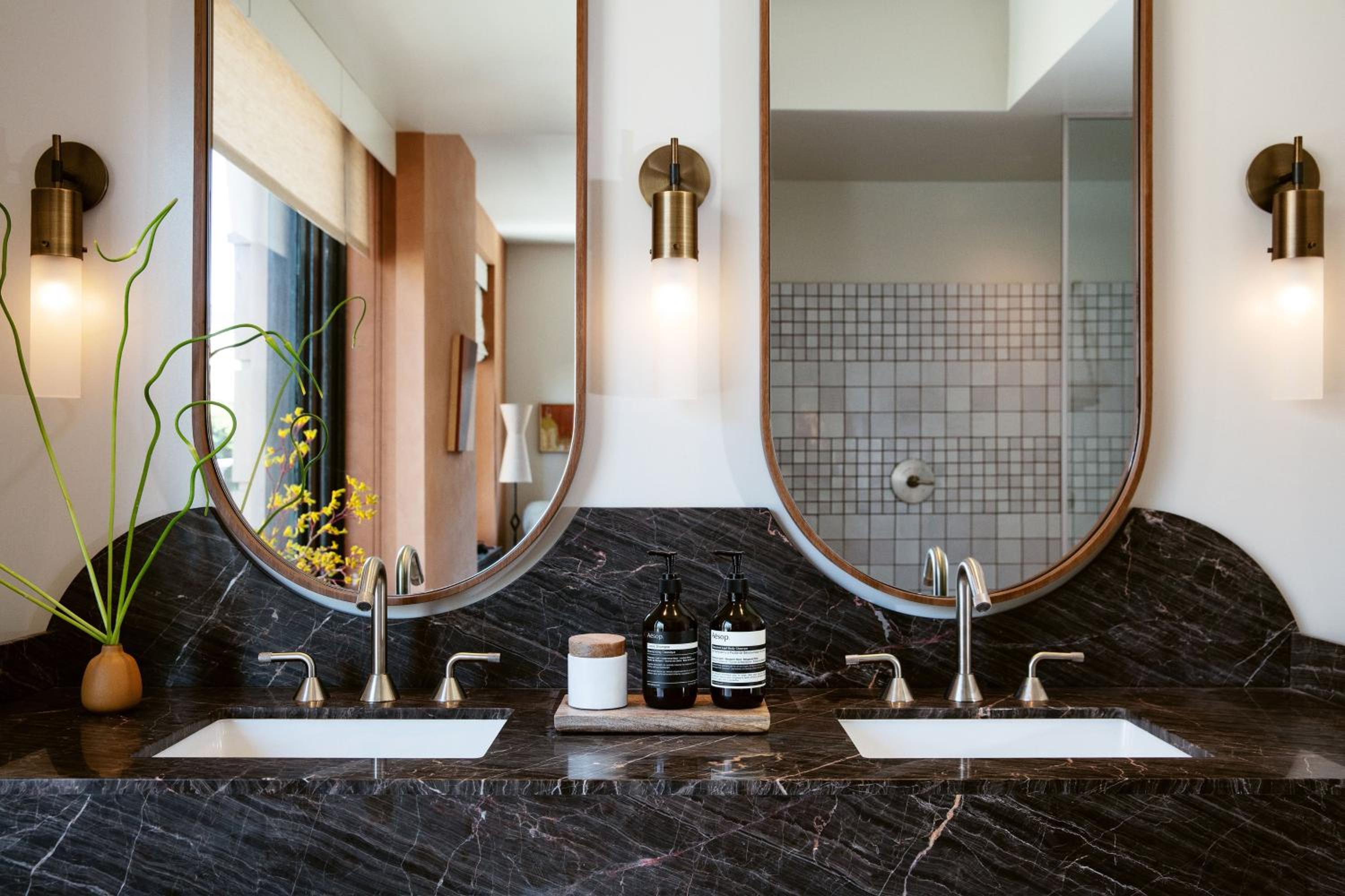 DELUXE DOUBLE QUEEN, ACCESSIBLE