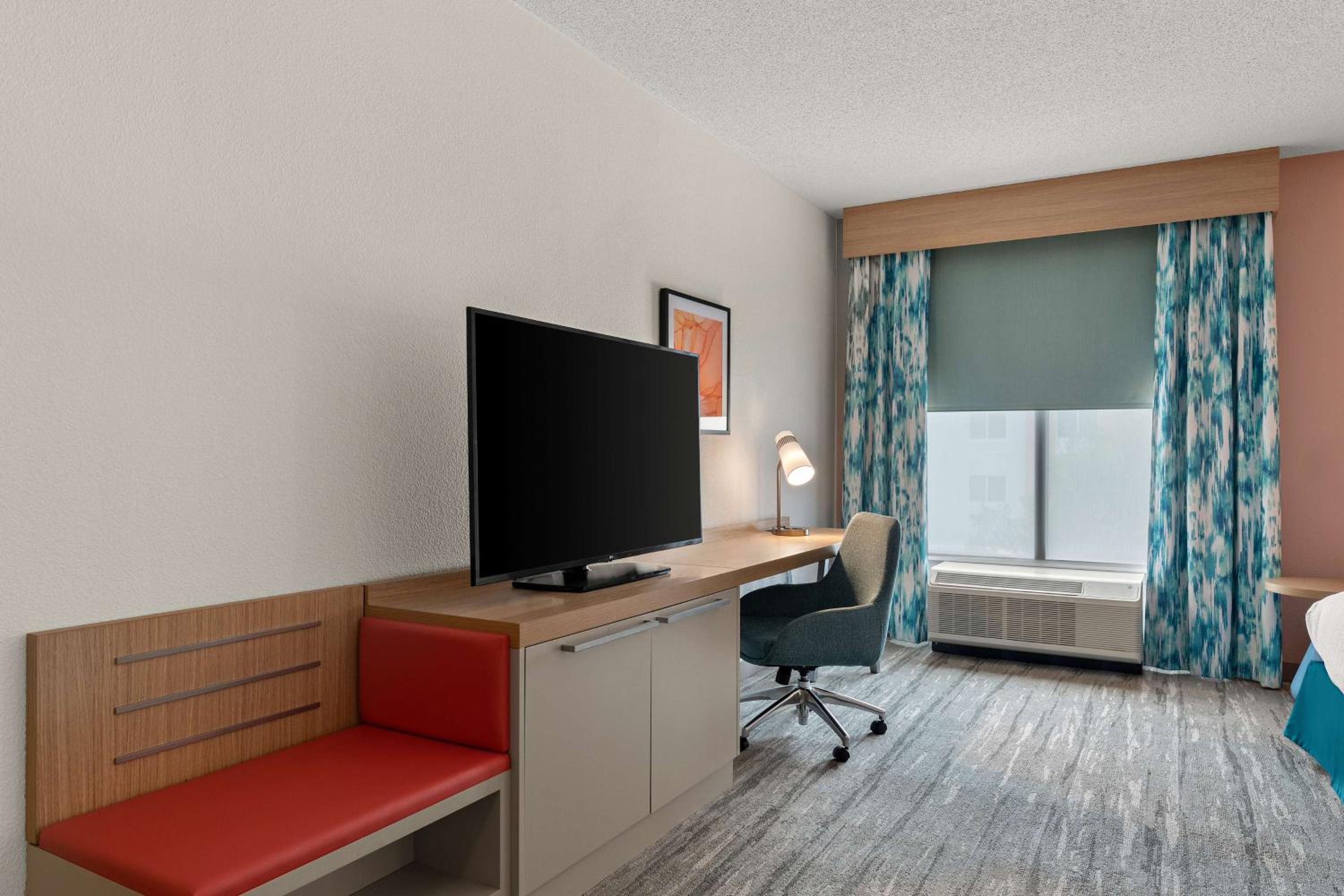 Queen Room with Two Queen Beds - Mobility Access