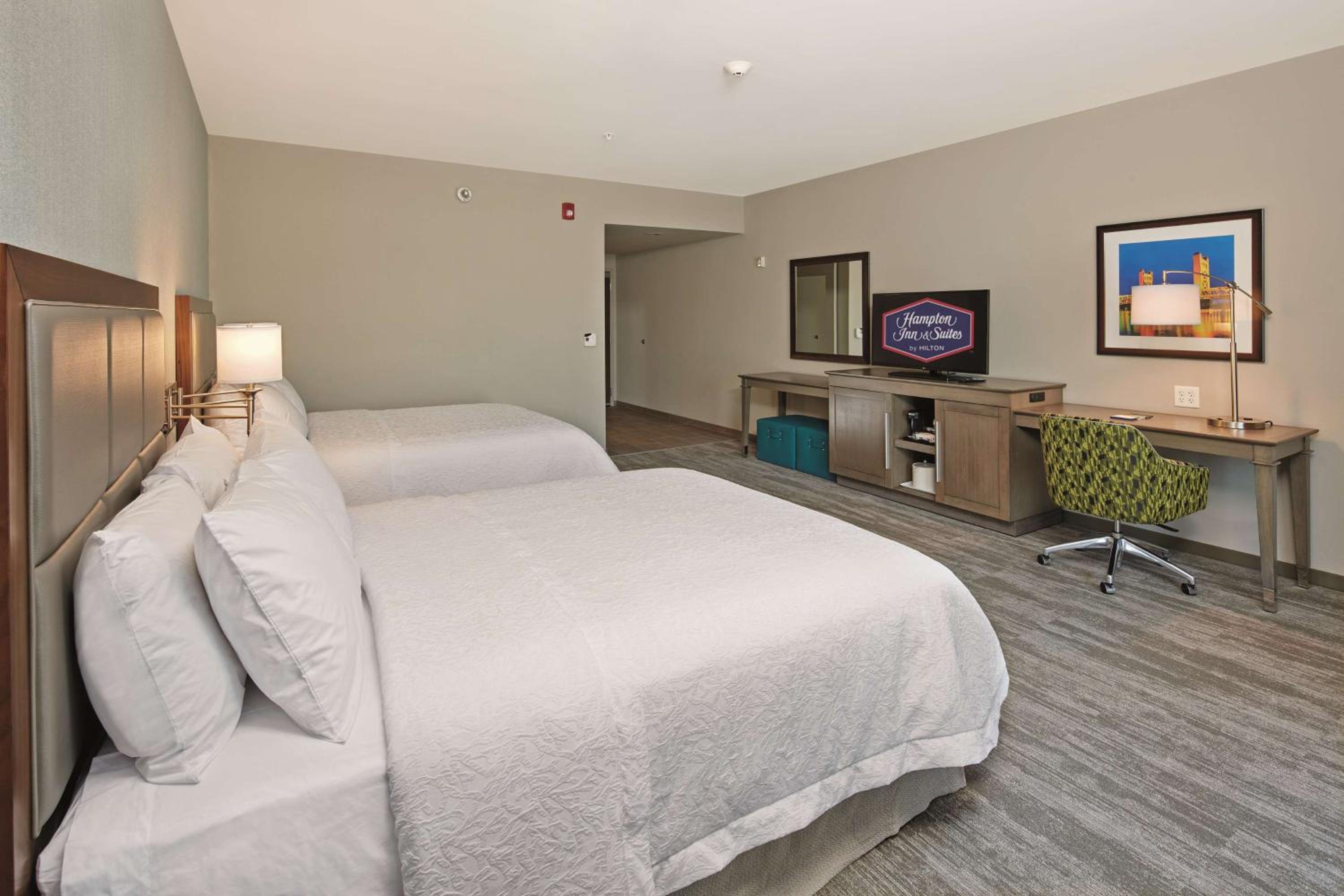 Queen Room with Two Queen Beds - Non-Smoking