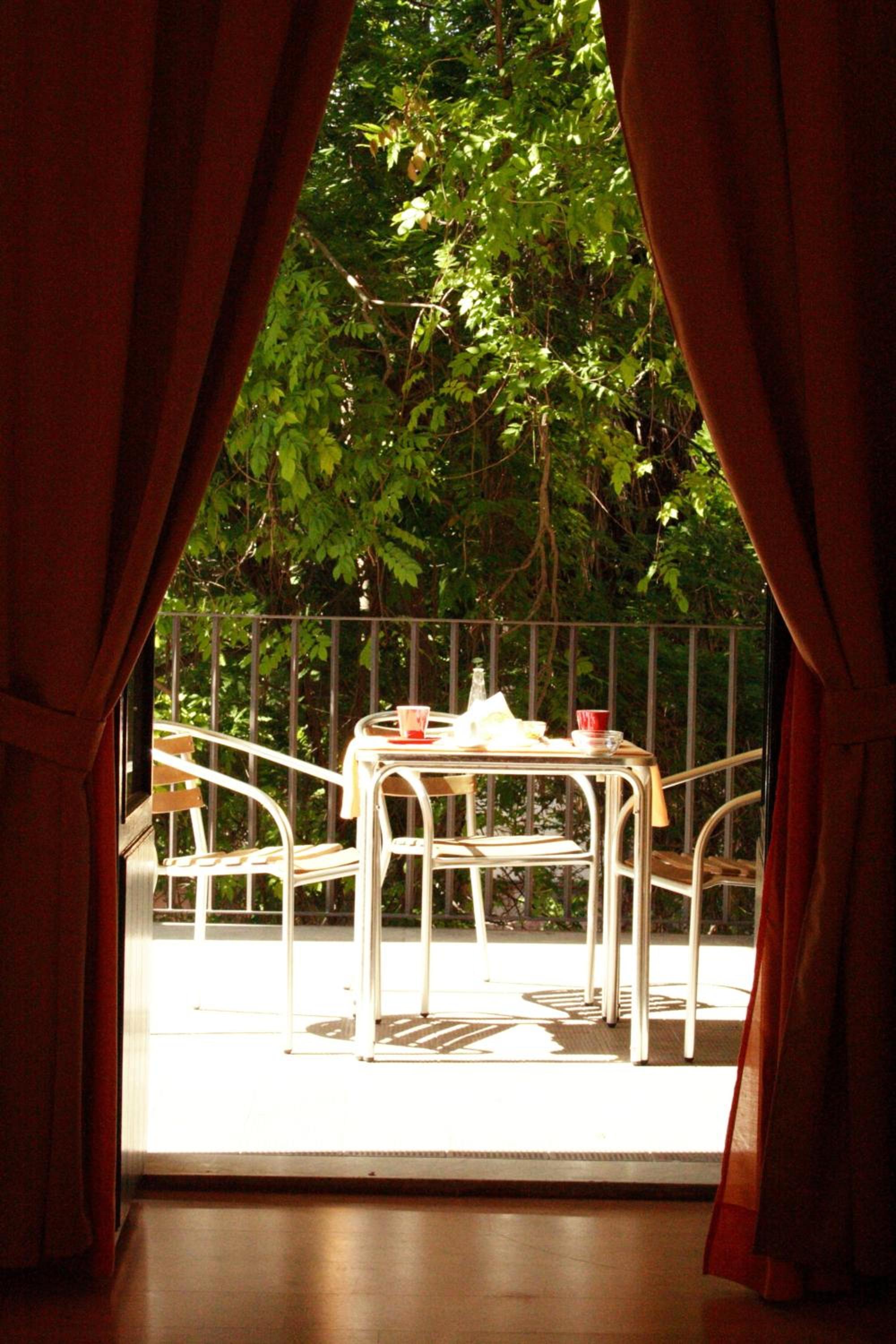 Double or Twin Room with parking included