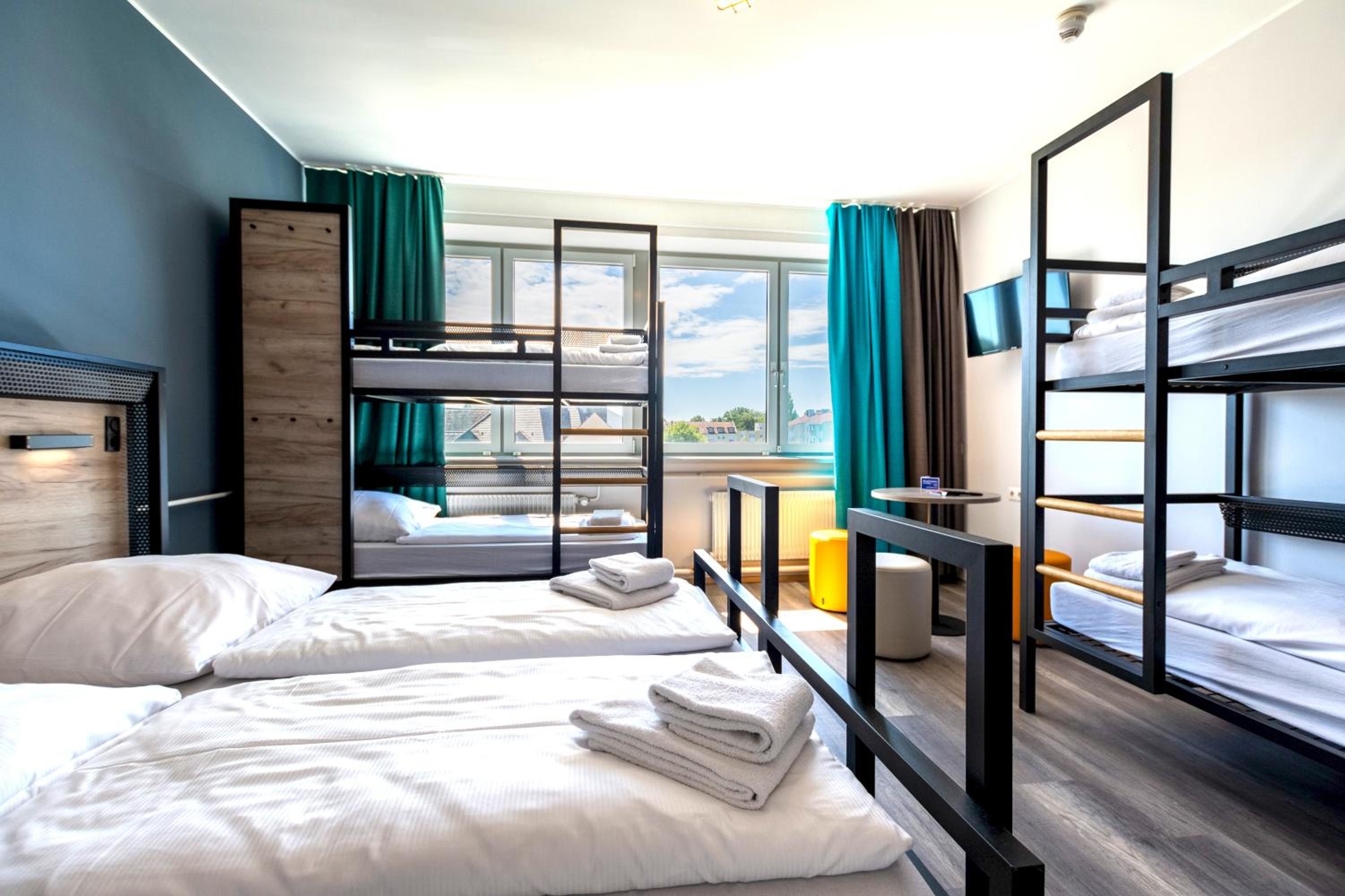 Six-Bed Room