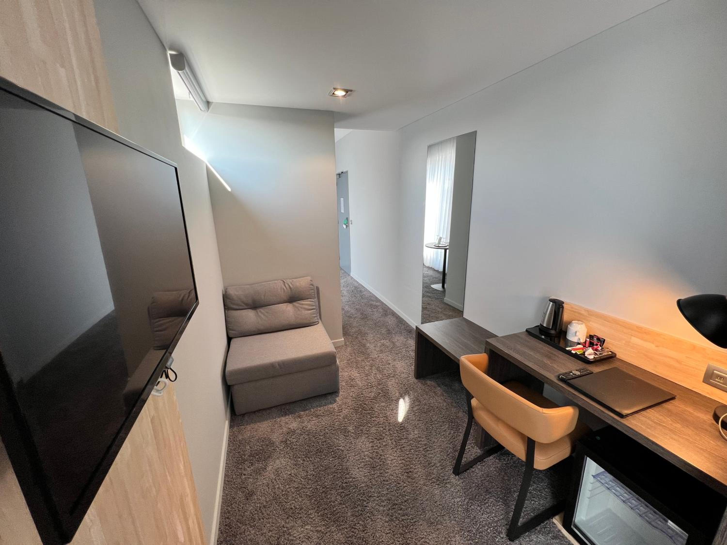 Single Room with Single Bed