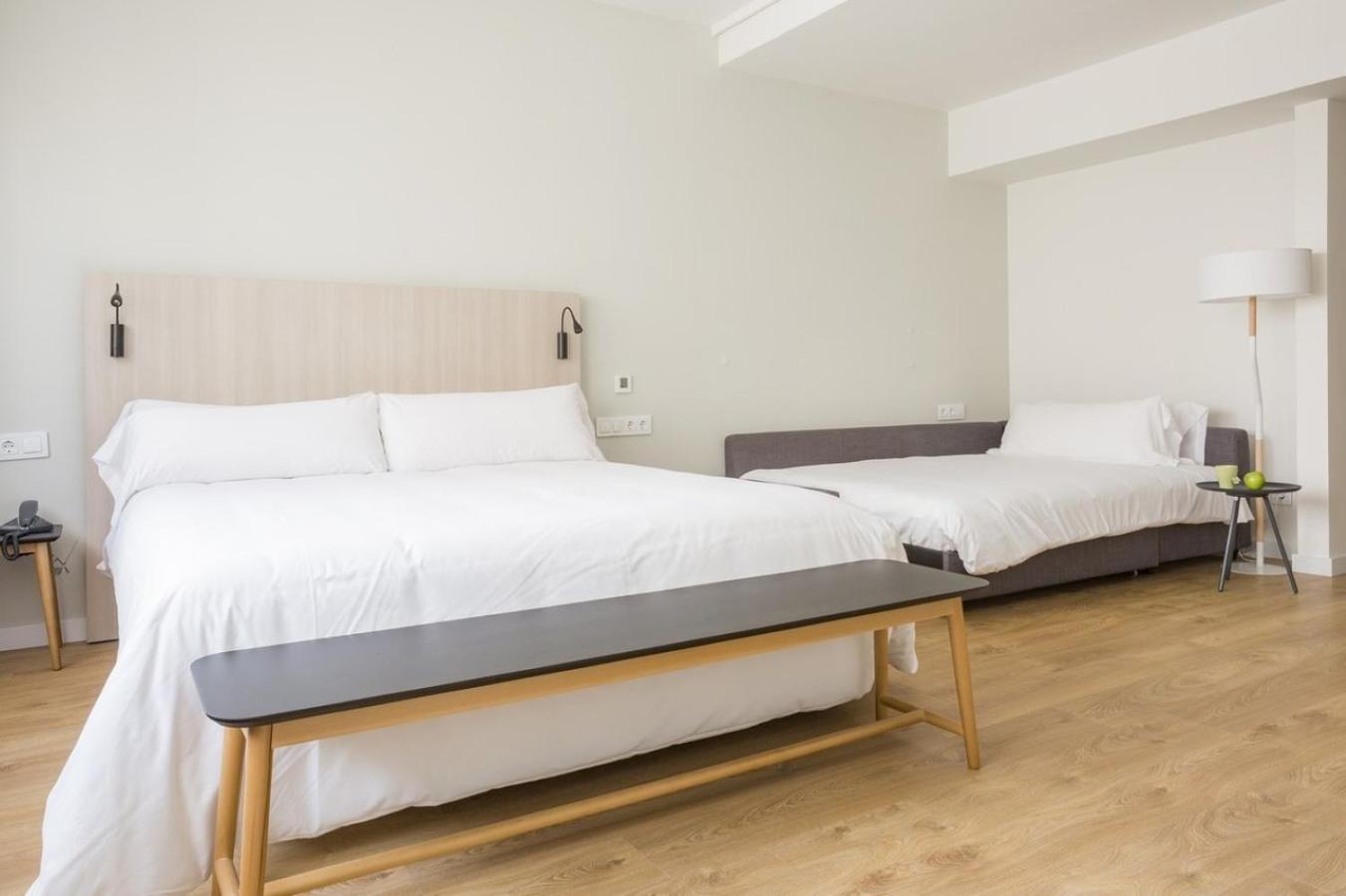 Deluxe  Triple Room (2 adults + 1 child)