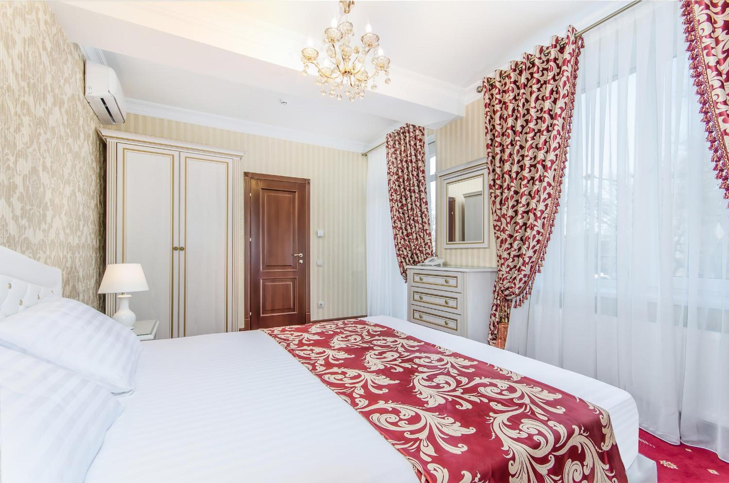 King Suite with Balcony