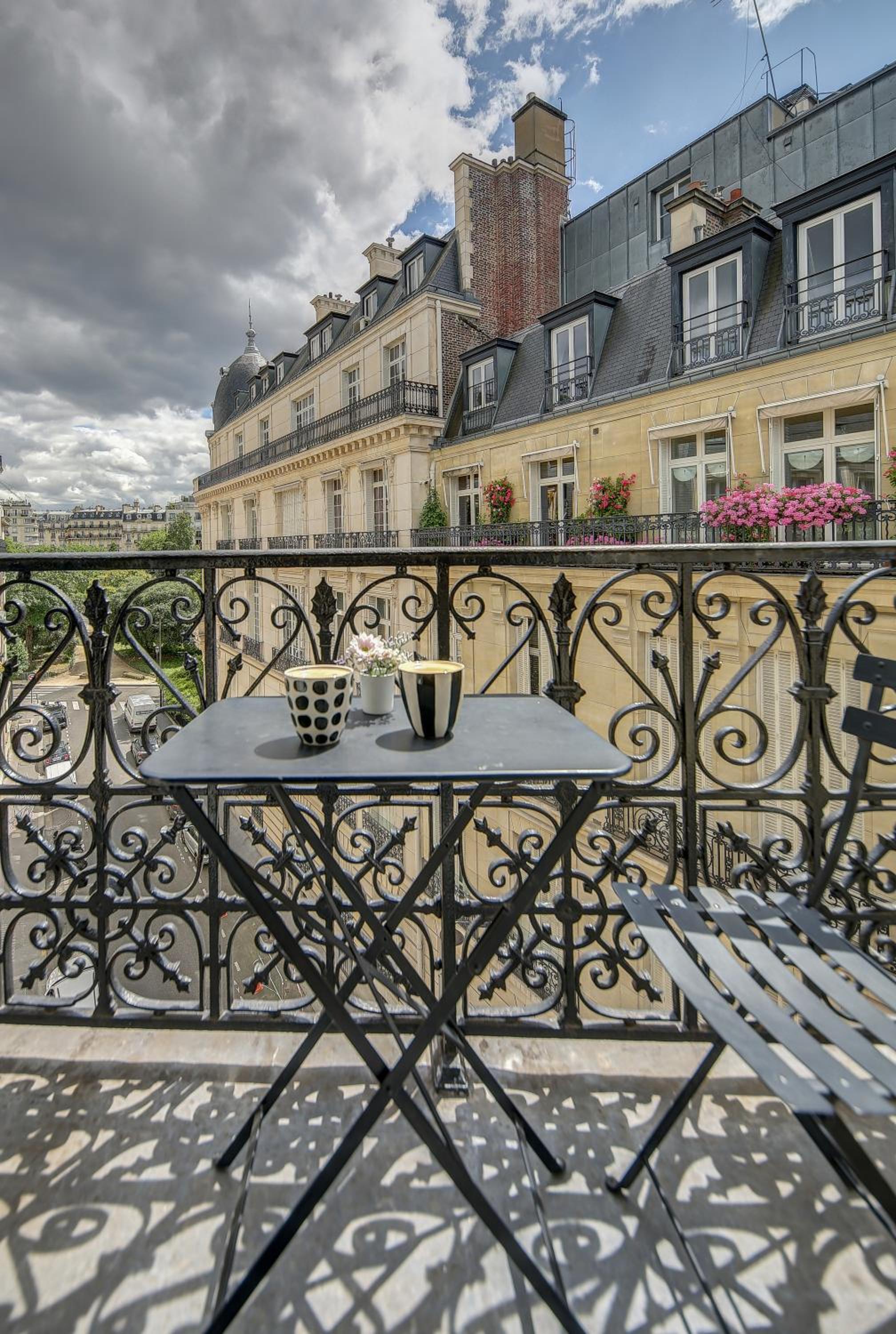 Junior Suite with Balcony