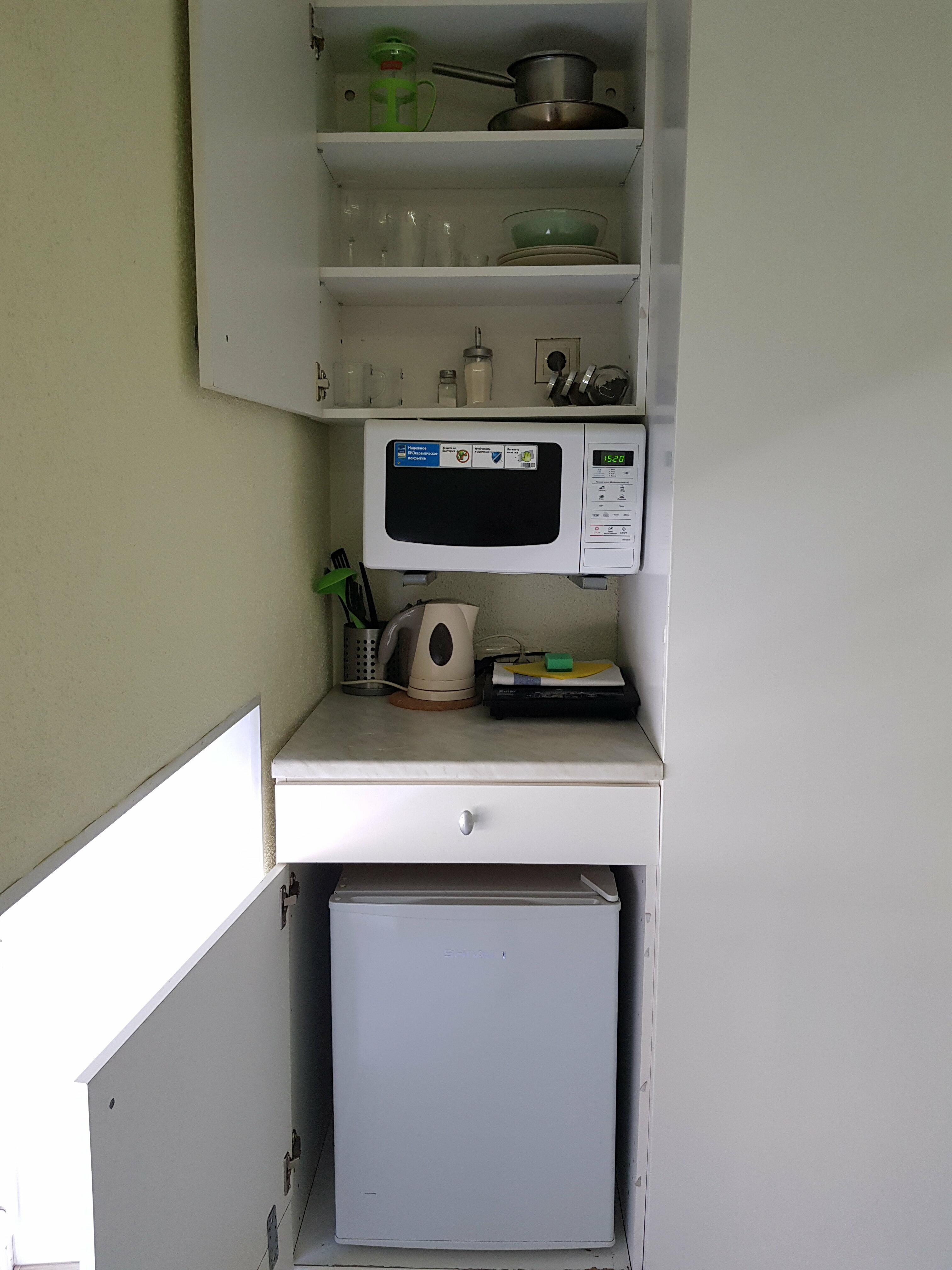 Двухместный номер с 1 двуспальной кроватью вид на улицу (4)