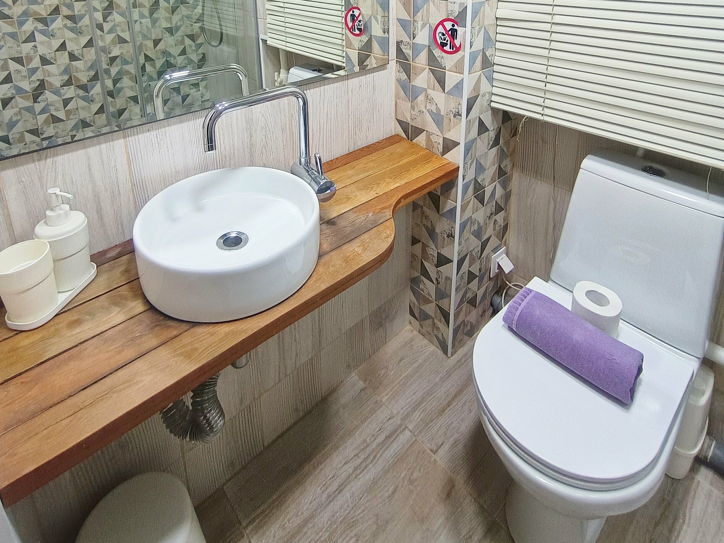 Апартаменты "Свой замок на Васильевском!" - просторная двухуровневая семейная студия (8)