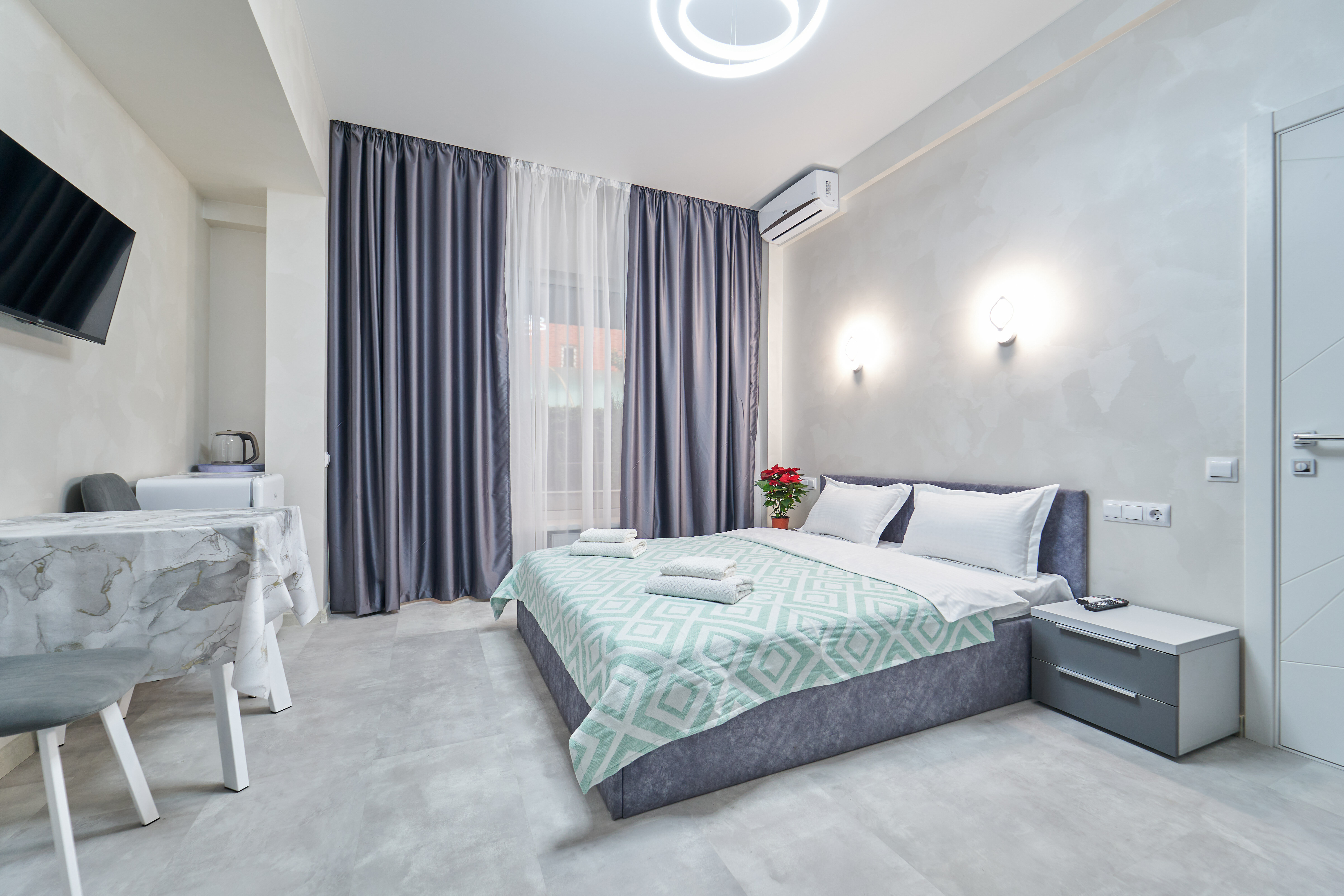 Апартаменты с балконом