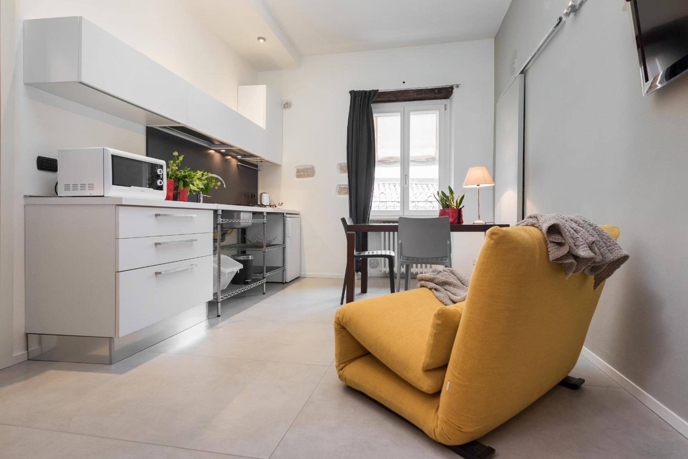 One-Bedroom Apartment