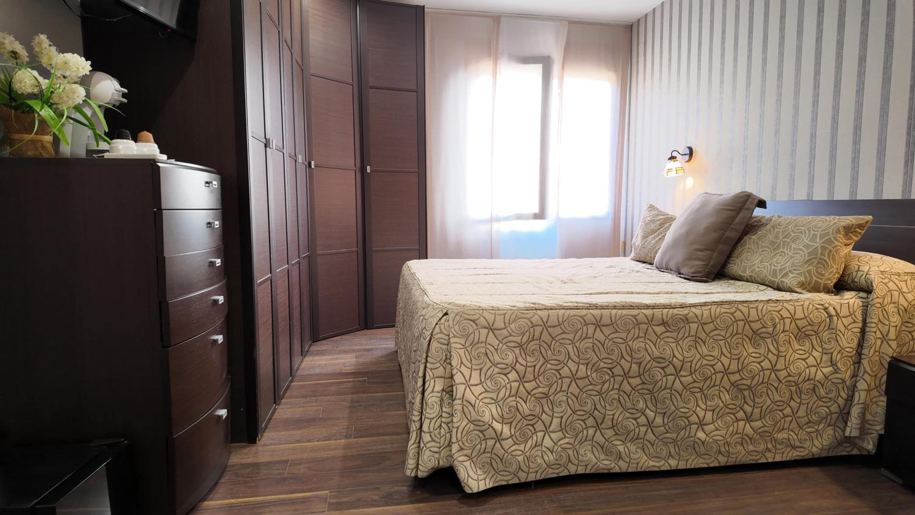 Comfort Triple Room with Shower