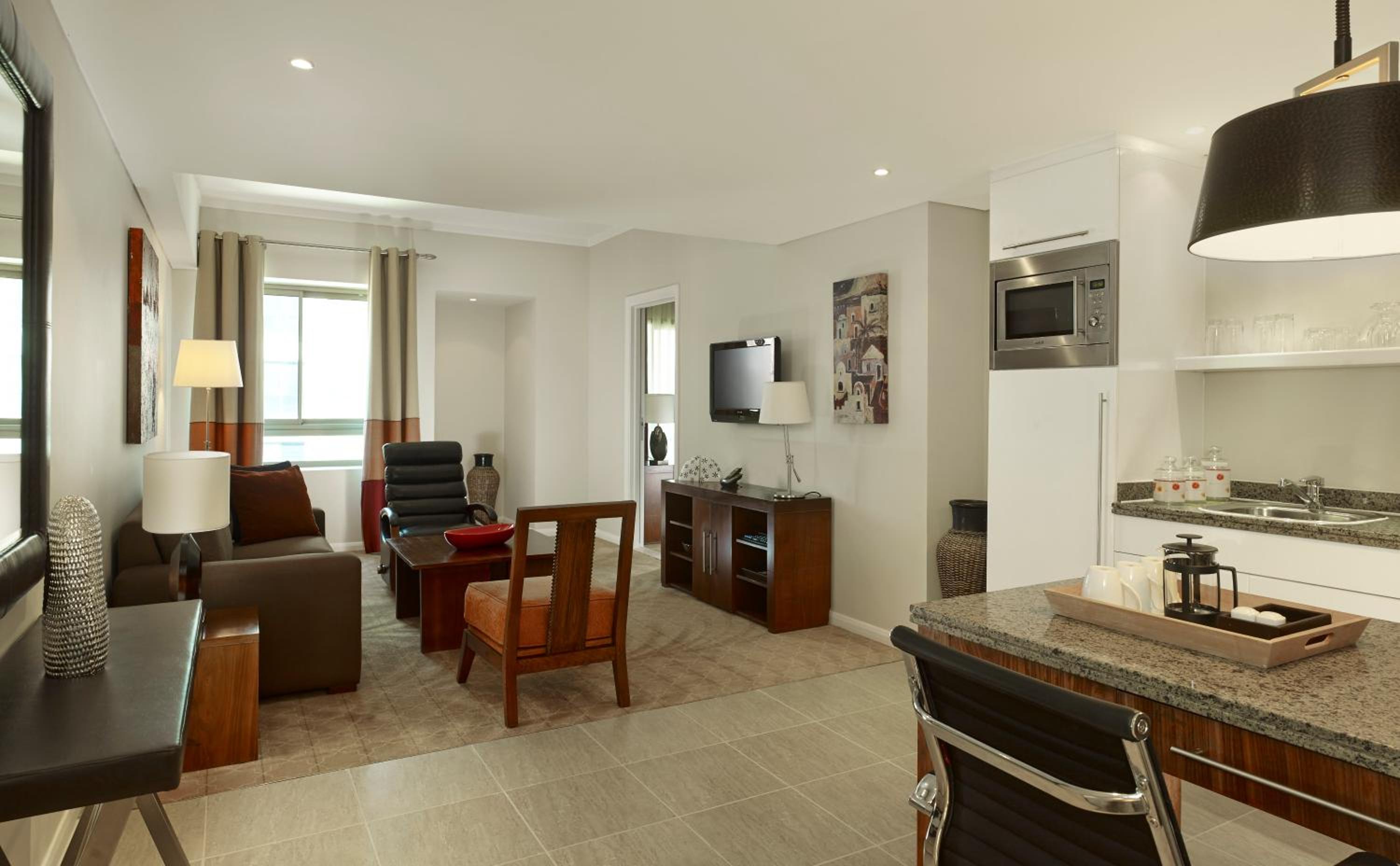 One-Bedroom King Suite