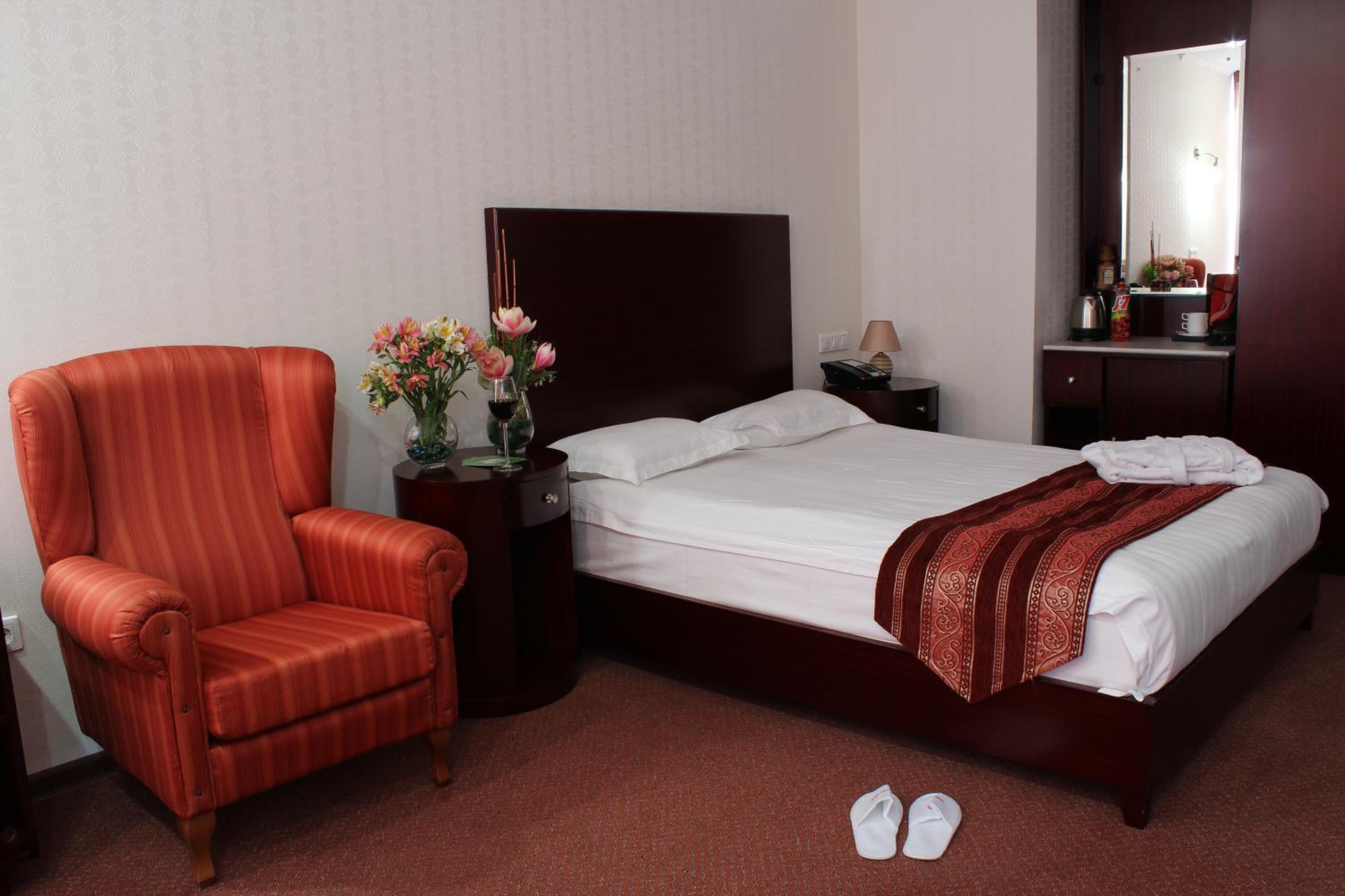 Superior Deluxe Double or Twin Room 