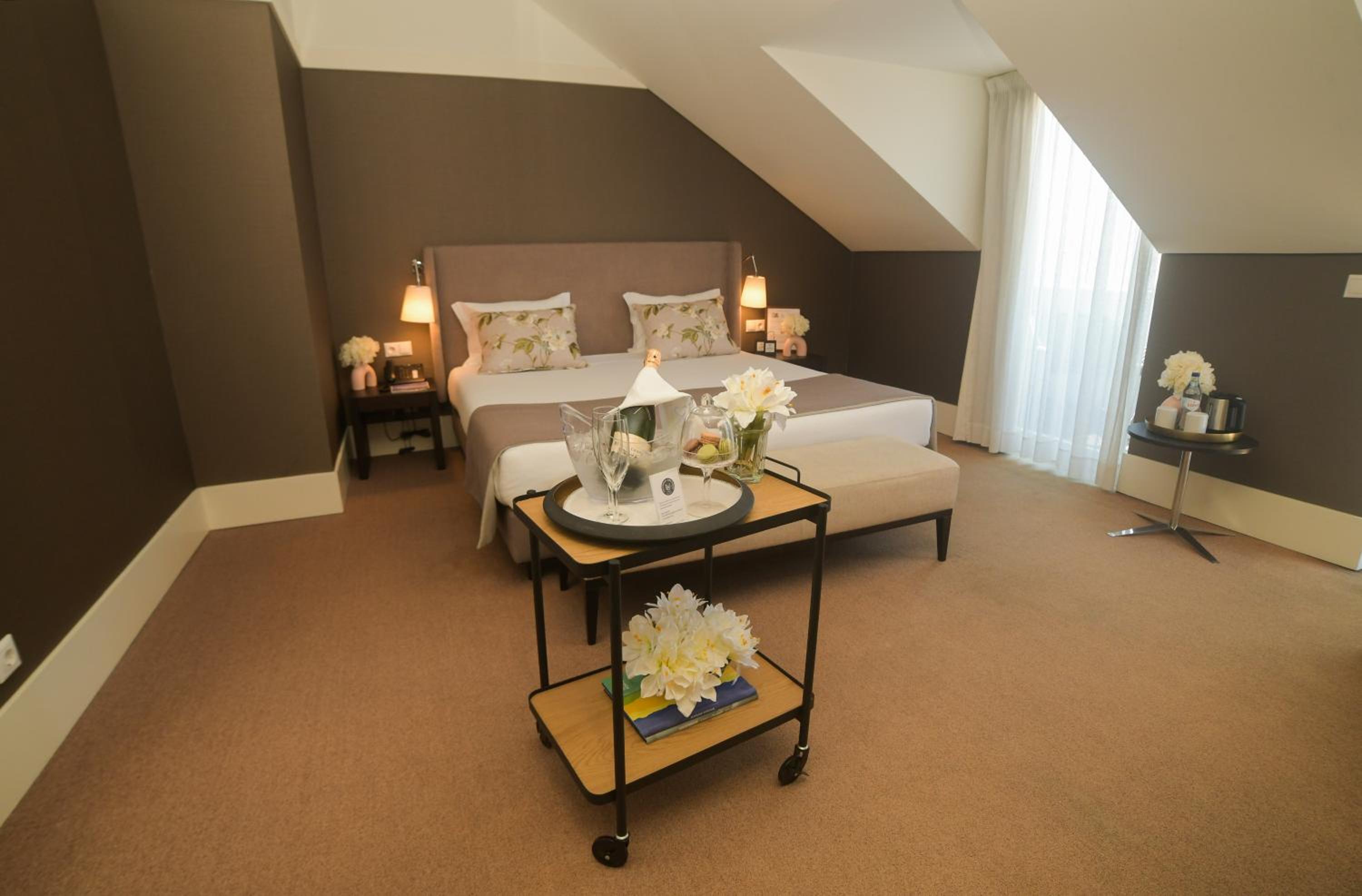 Deluxe Double or Twin Room with Balcony