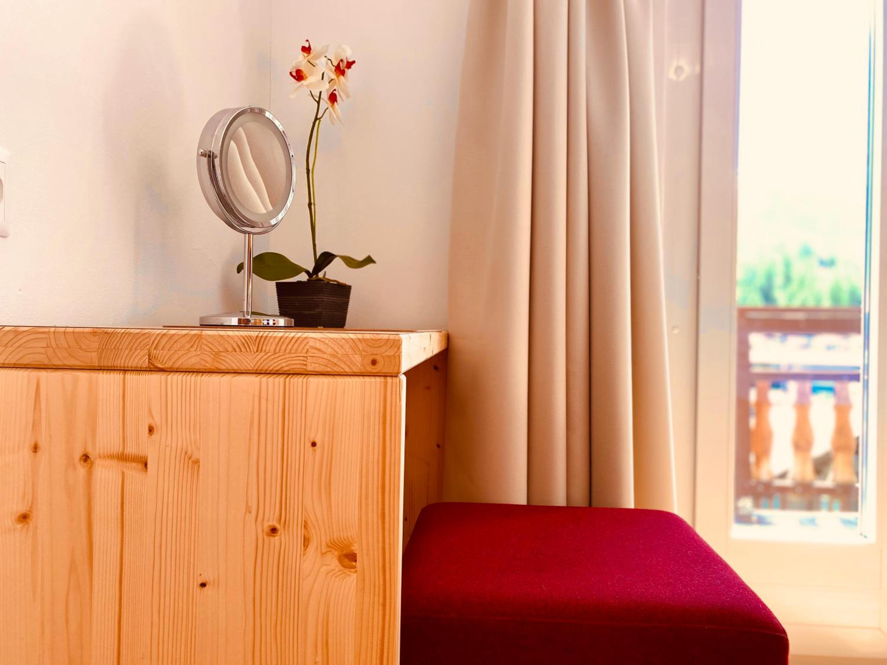 Deluxe Double Room with Matterhorn View